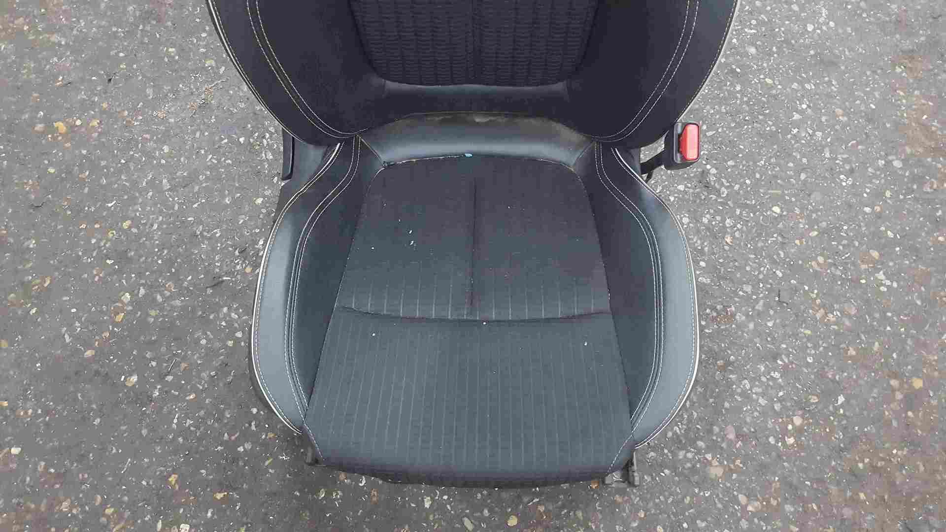 Thumb 6 Renault Kadjar 2015-2018 Drivers OSF Front Seat Chair