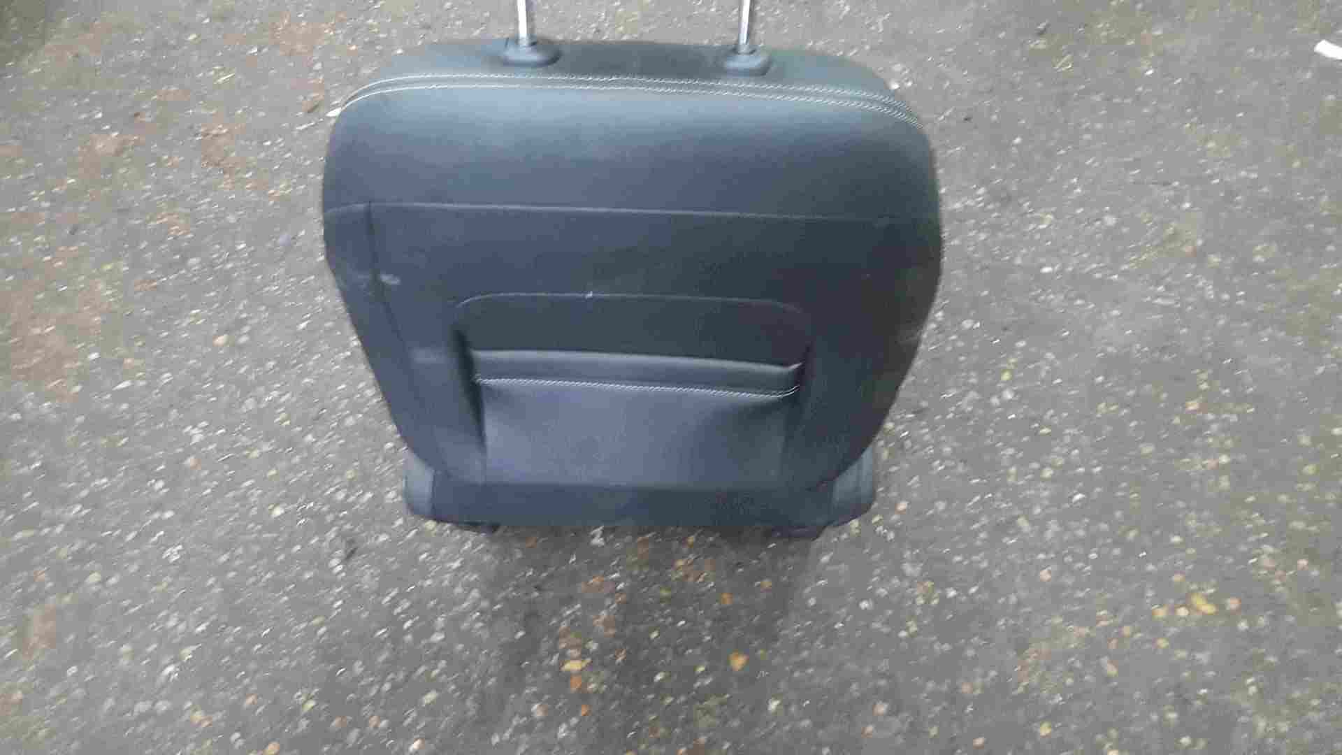 Thumb 5 Renault Kadjar 2015-2018 Drivers OSF Front Seat Chair