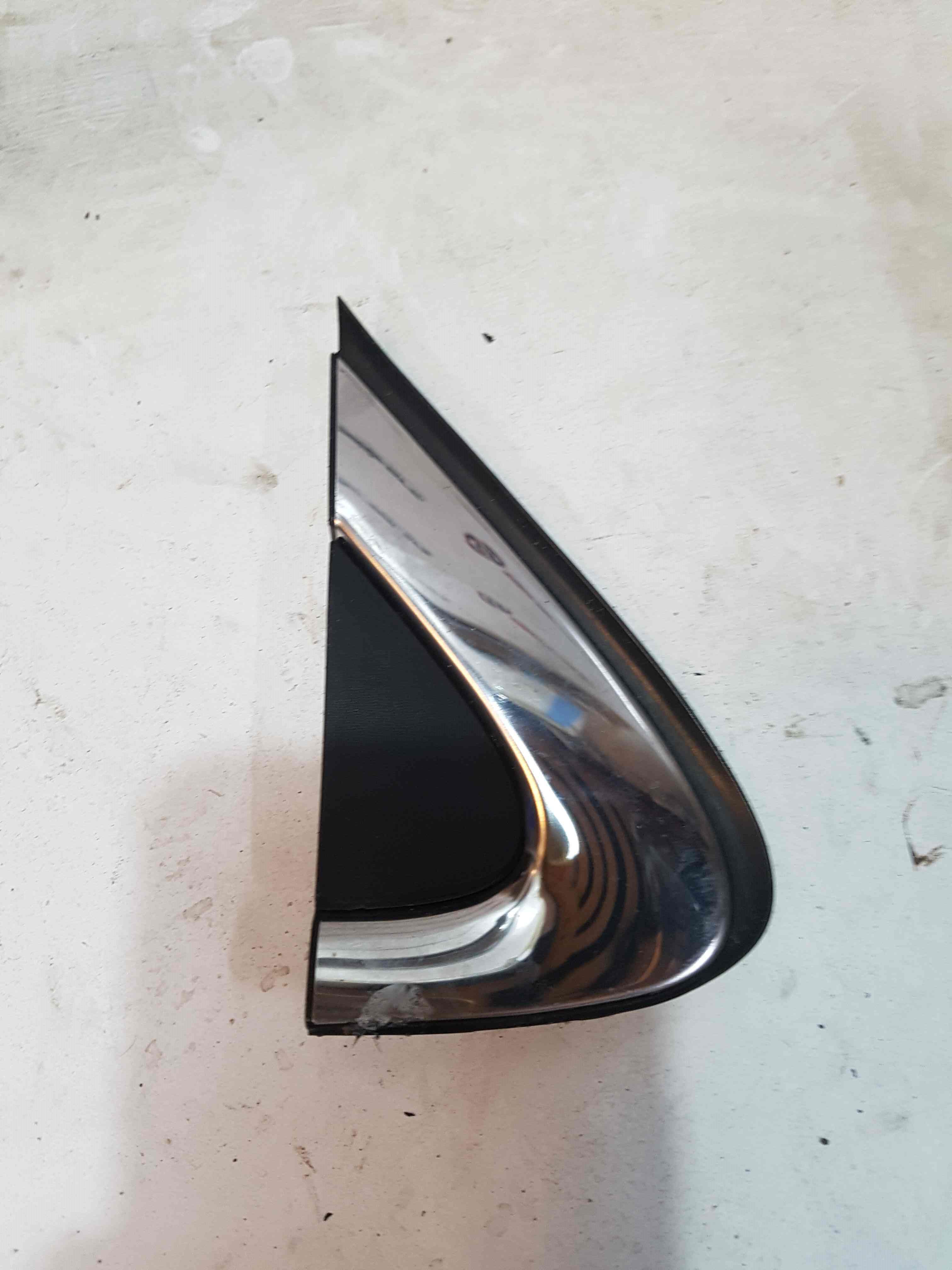Renault Kadjar 2015-2018 Drivers Os Wing Mirror Trim Plastic 638745410R