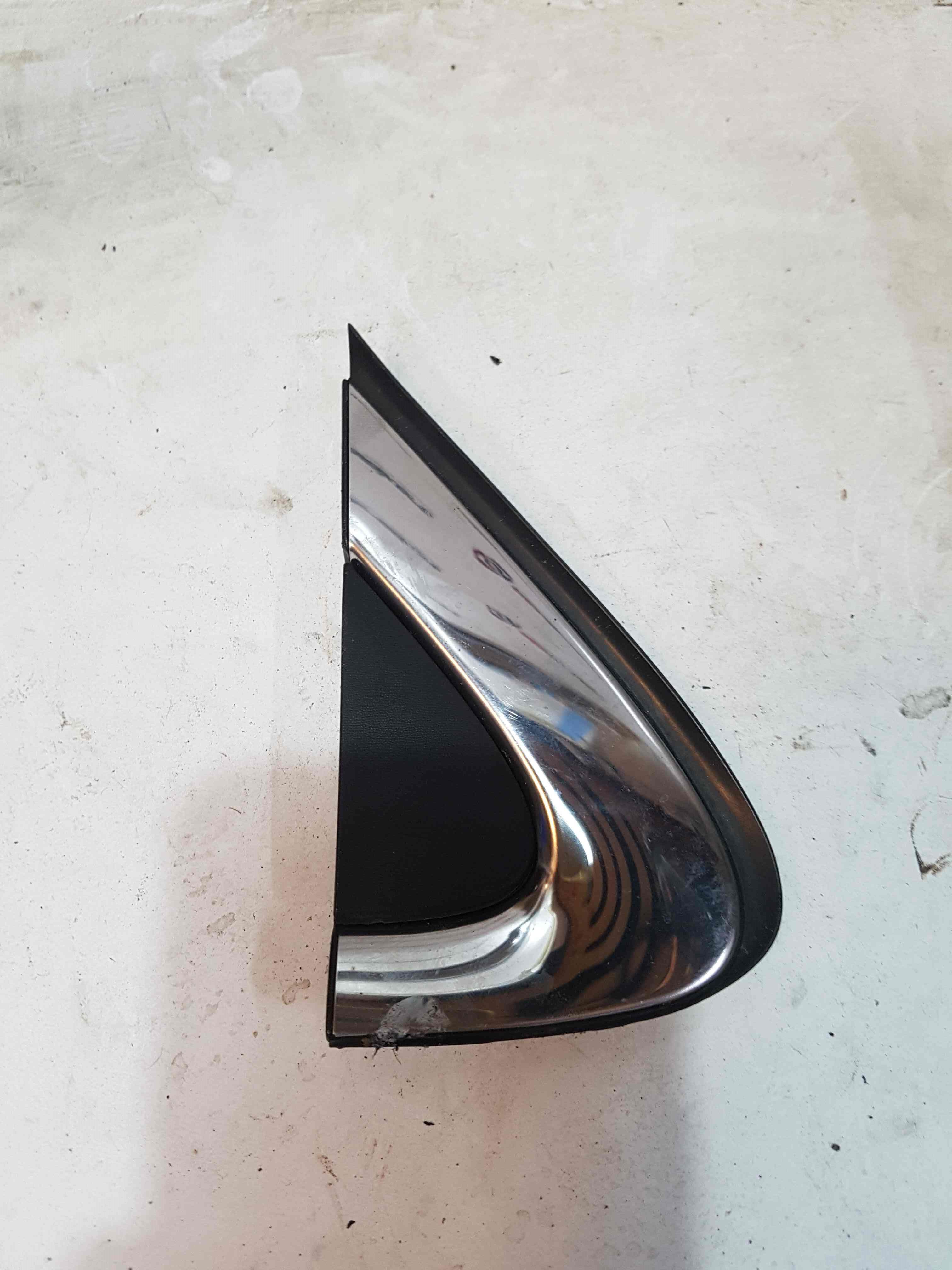 Thumb 2 Renault Kadjar 2015-2018 Drivers Os Wing Mirror Trim Plastic 638745410R