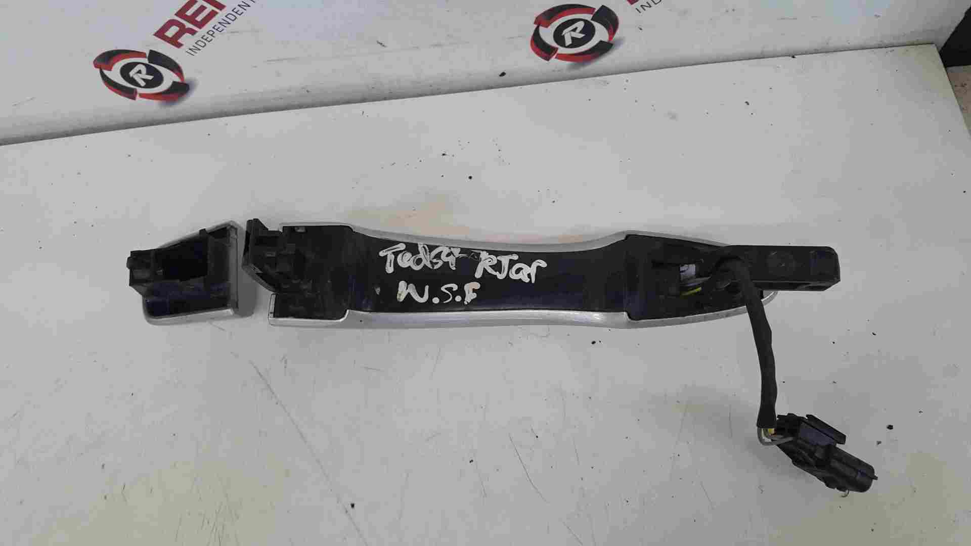 Thumb 3 Renault Kadjar 2015-2018 Passenger NSF Front Exterior Handle Silver TED69