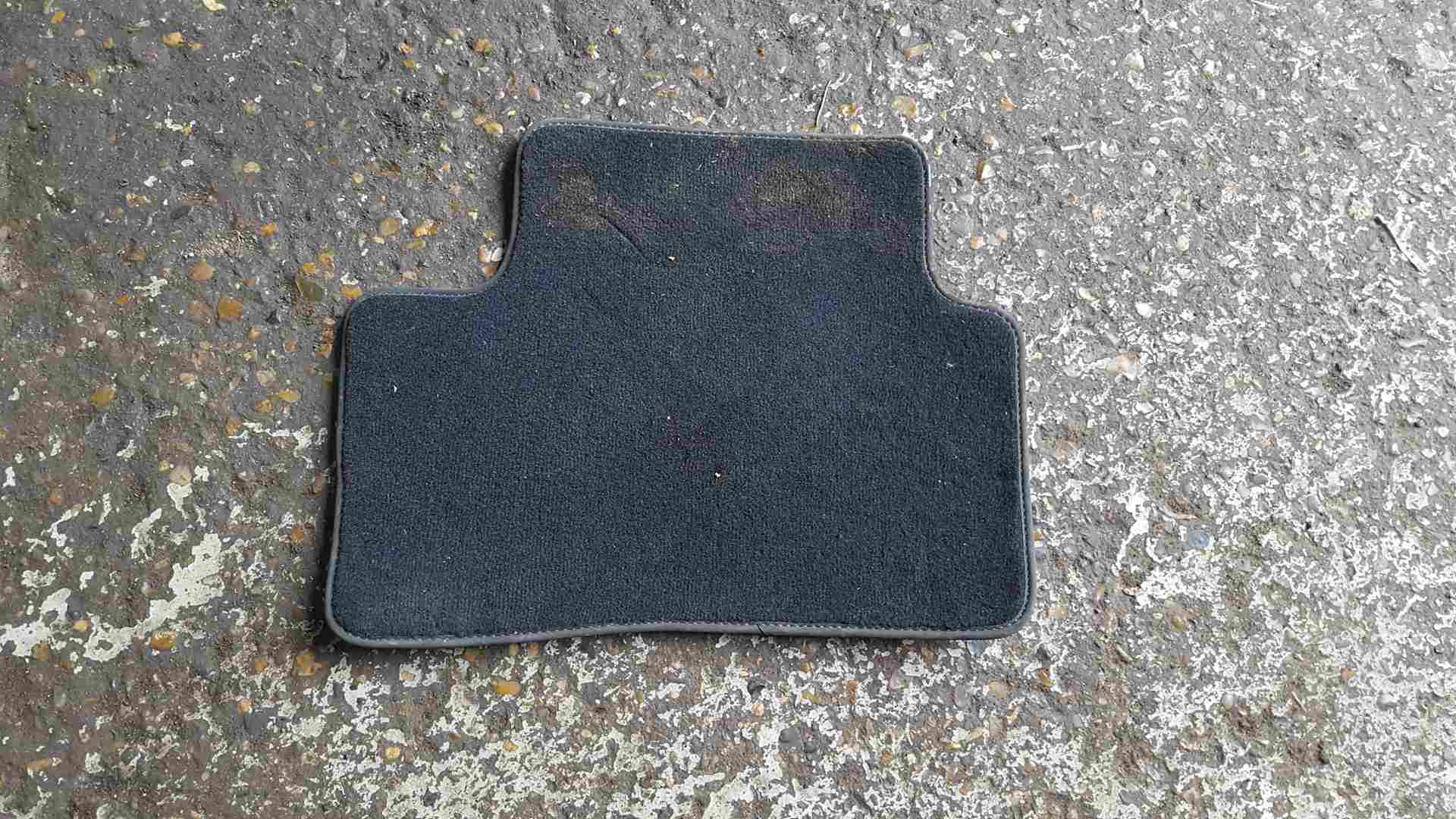 Renault Kadjar 2015-2018 Rear Carpet Mat Genuine