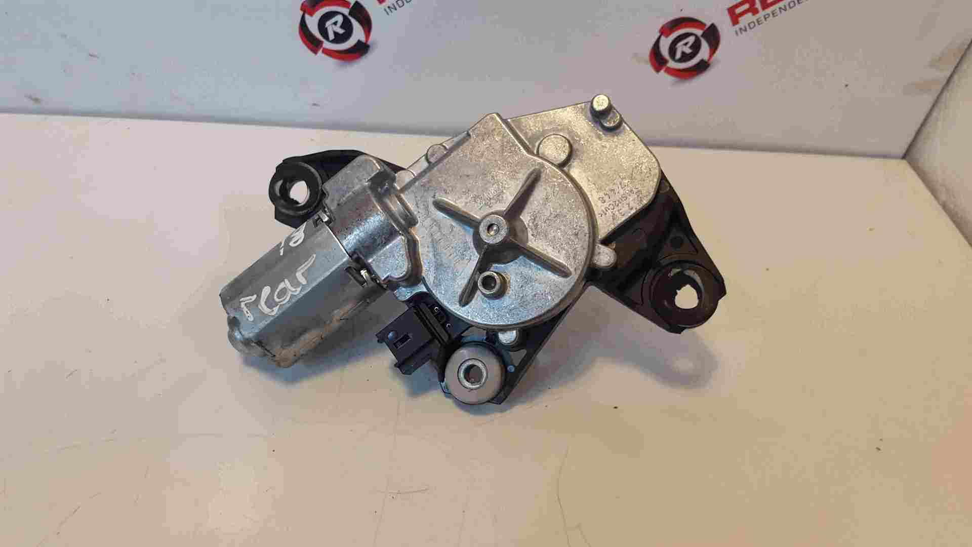 Renault Kadjar 2015-2018 Rear Wiper Motor
