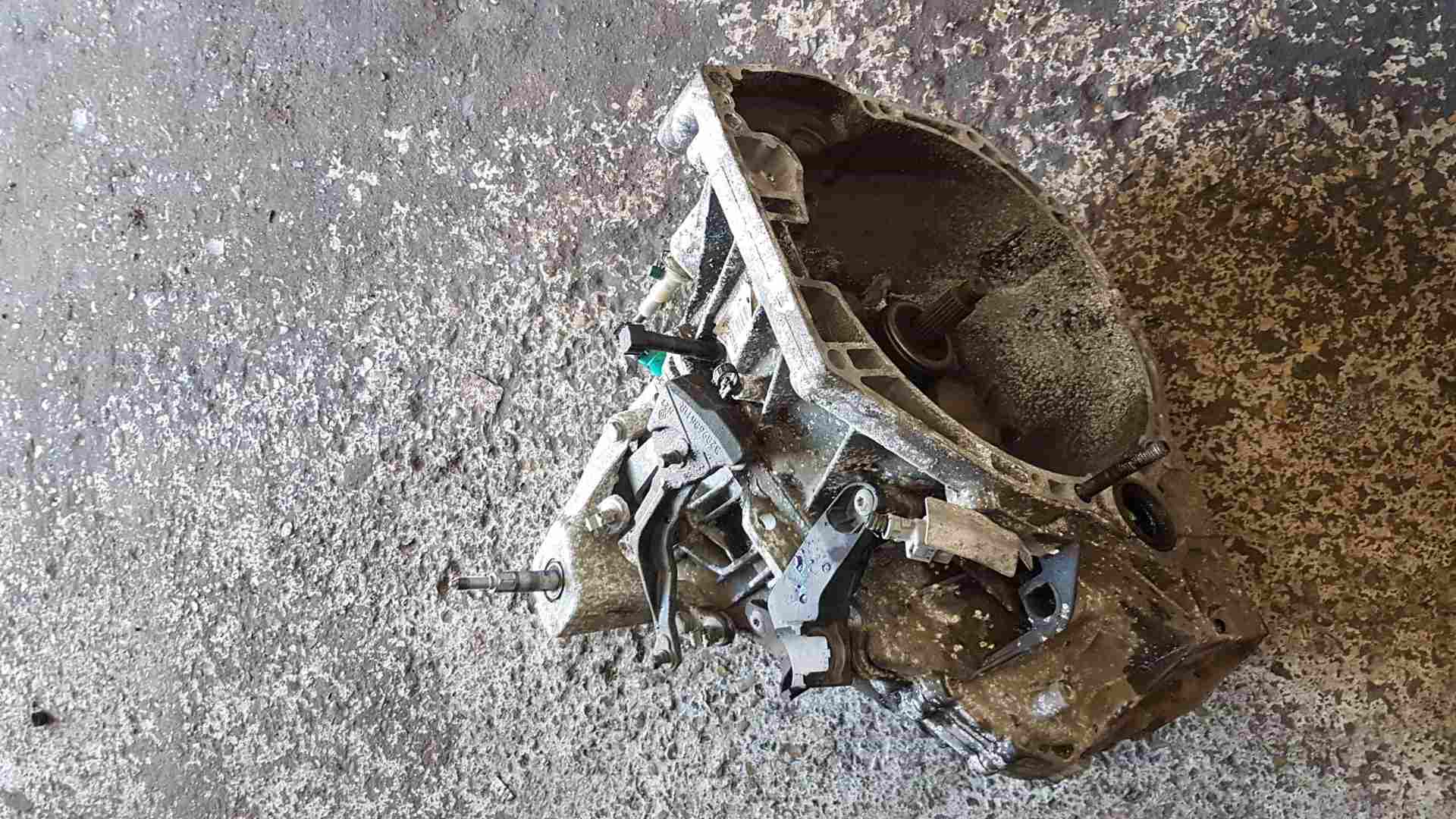 Thumb 5 Renault Kadjar 2015-2021 1.2 tce 6 speed Gearbox tl4 083