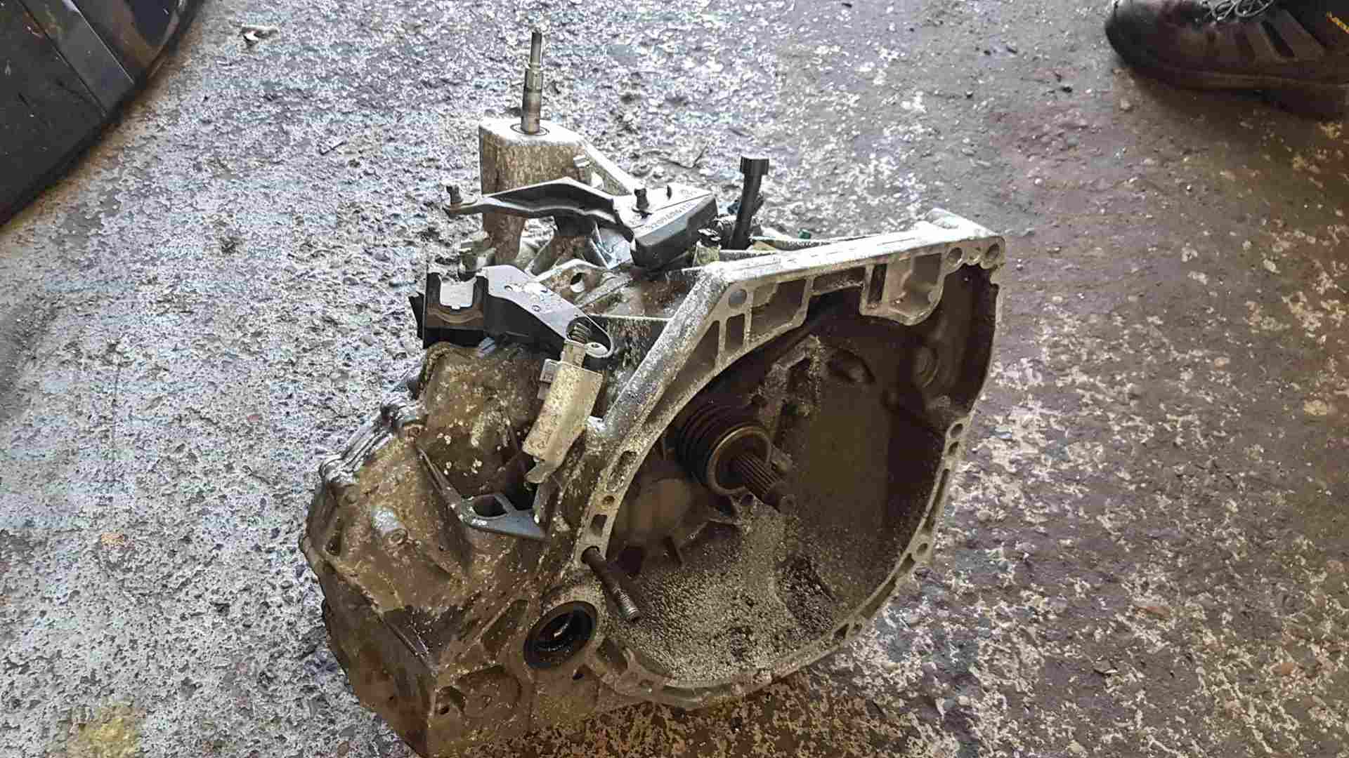 Thumb 7 Renault Kadjar 2015-2021 1.2 tce 6 speed Gearbox tl4 083