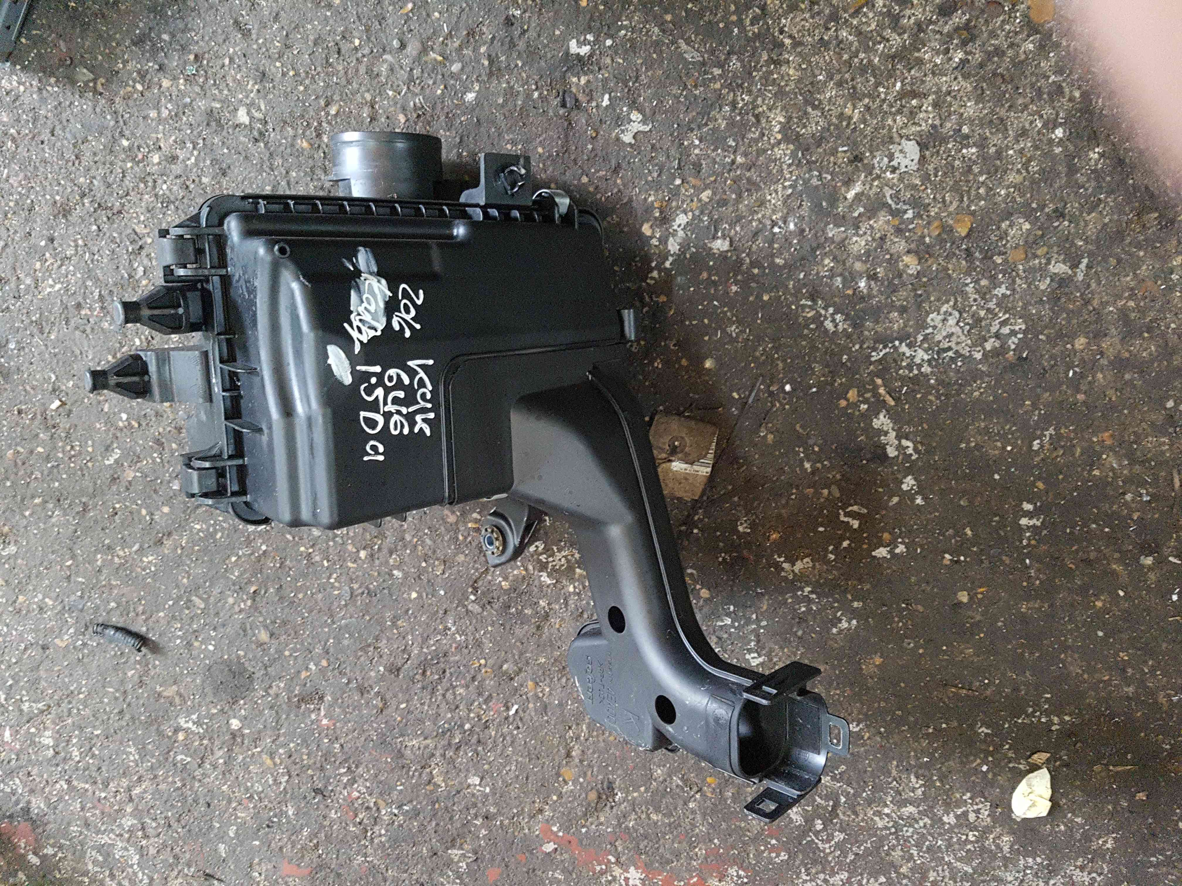 Renault Kadjar 2015-2021 1.5 DCI Airbox Filter Housing K9K 646