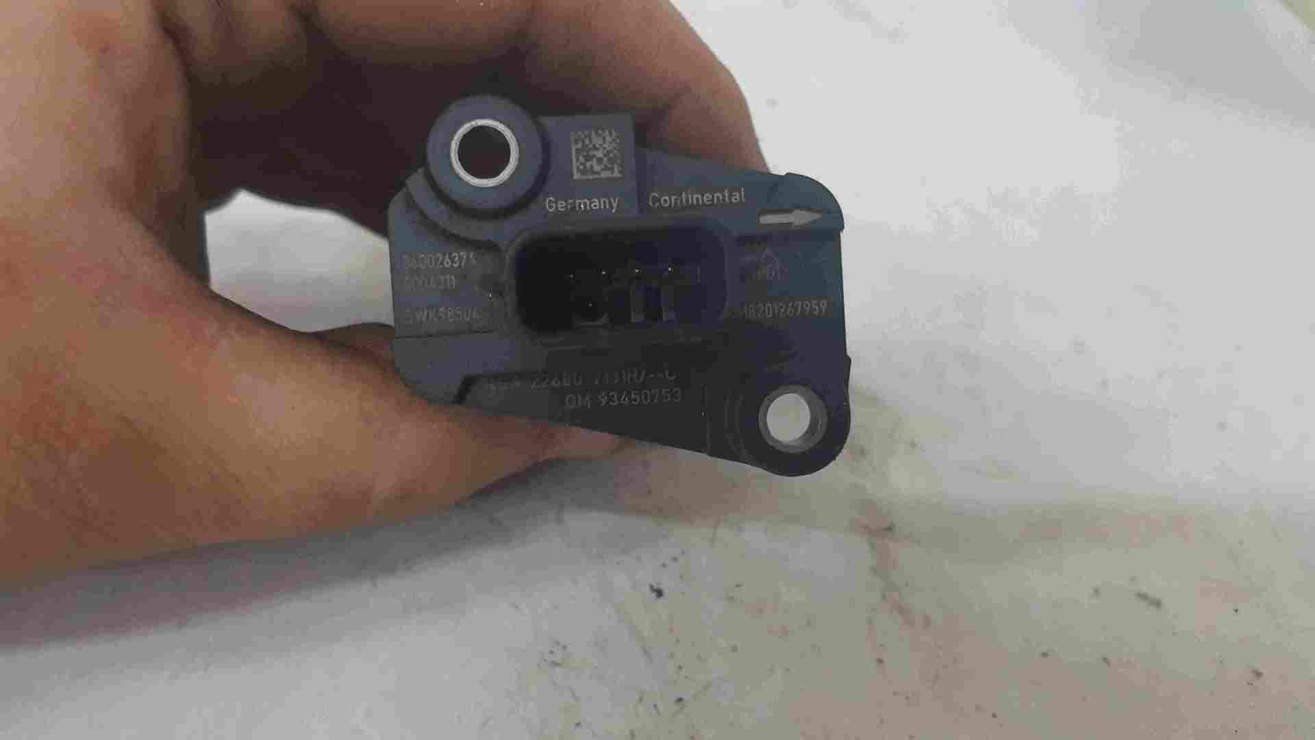 Thumb 3 Renault Kadjar 2015-2021 1.5 Dci Mass Maf Air Flow Meter Sensor 226807131R