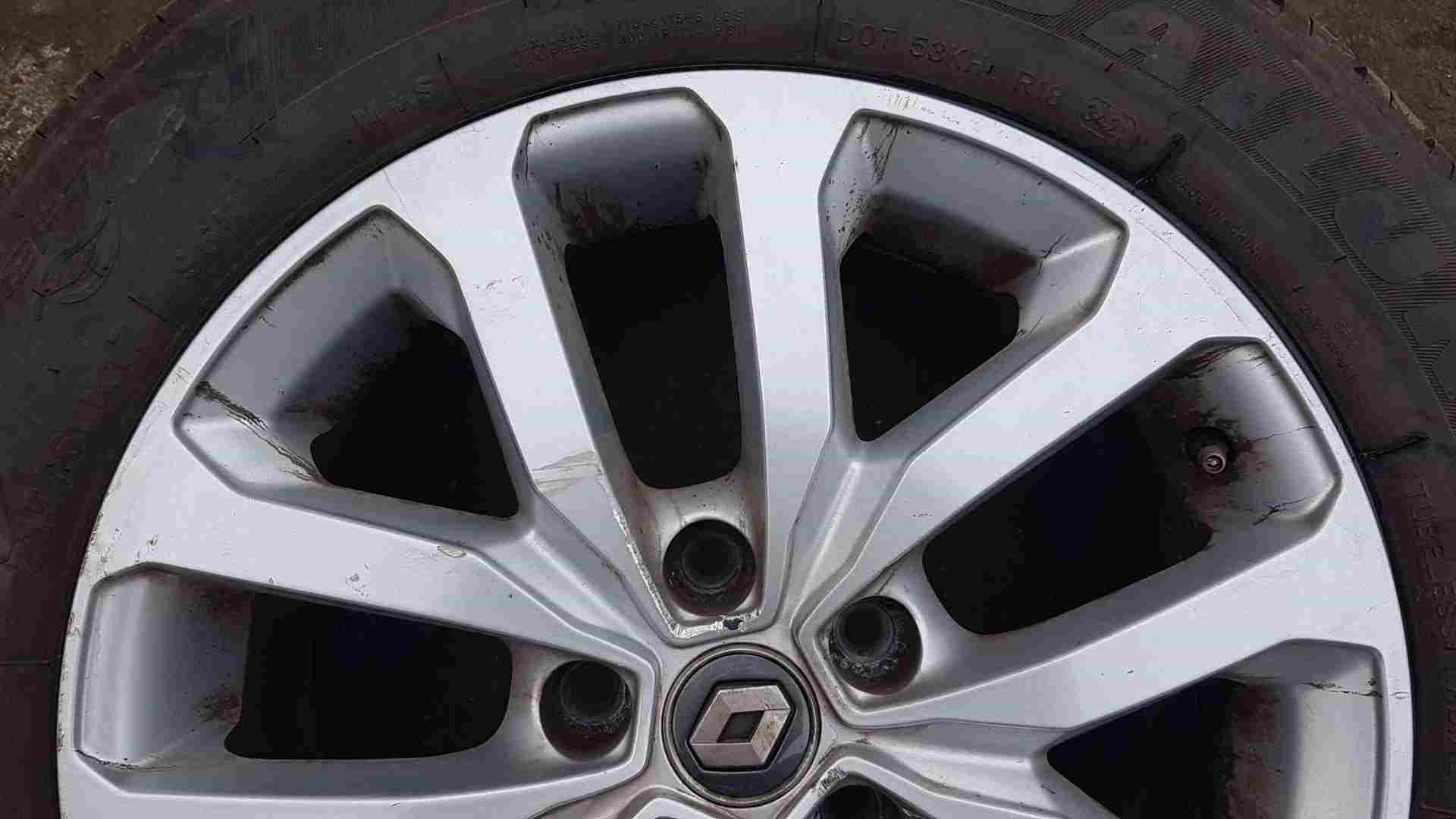 Thumb 3 Renault Kadjar 2015-2021 Aquila Alloy Wheel 17Inch 403004770R 4/5