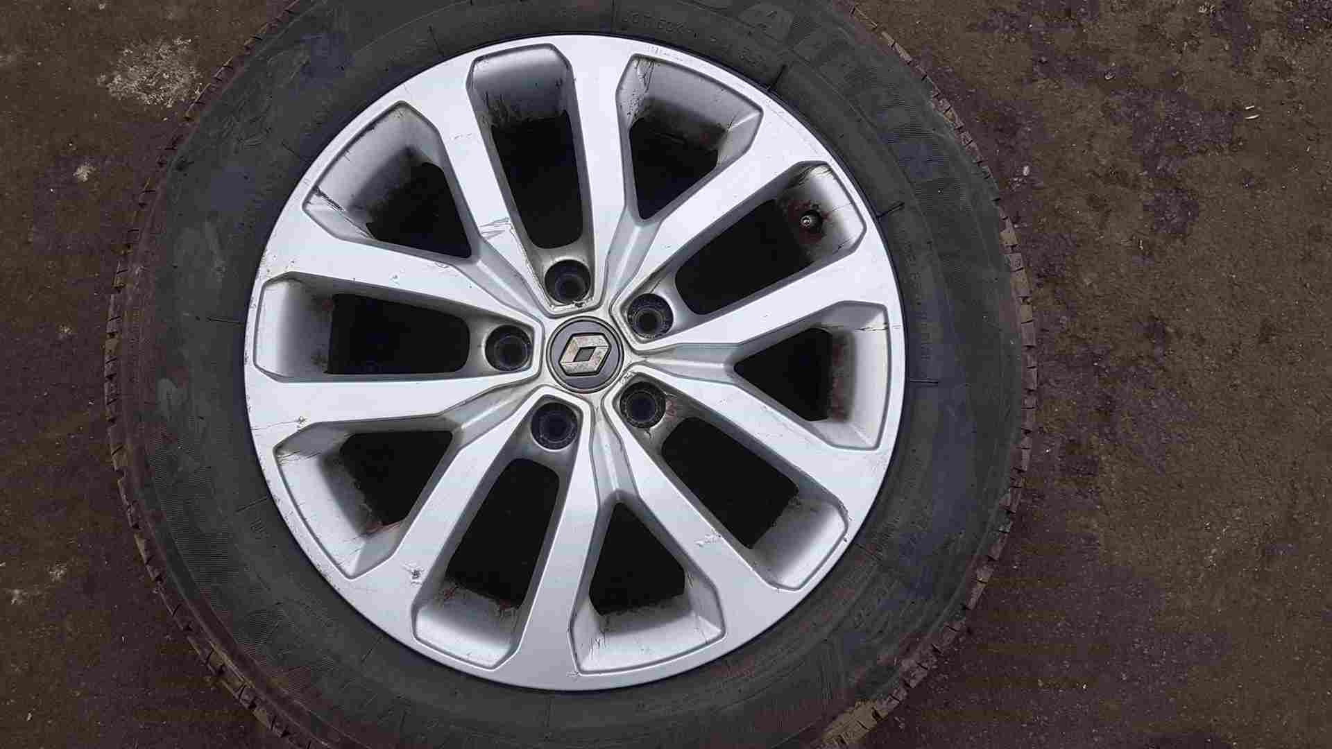 Thumb 4 Renault Kadjar 2015-2021 Aquila Alloy Wheel 17Inch 403004770R 4/5