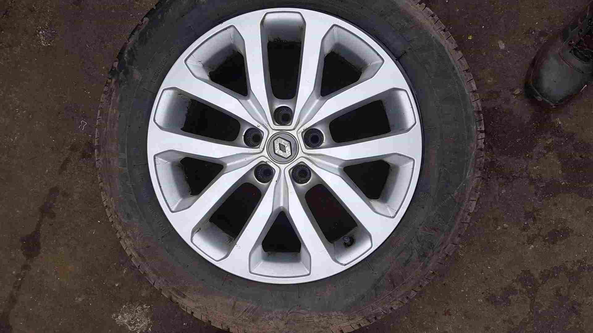 Thumb 4 Renault Kadjar 2015-2021 Aquila Alloy Wheel 17Inch 403004770R 4/5