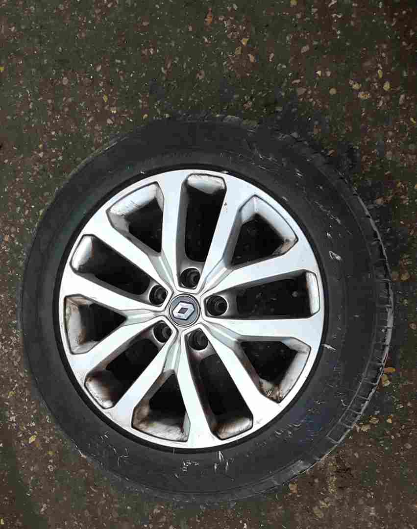 Renault Kadjar 2015-2021 Aquila Alloy Wheel 17Inch 403004770R 6Mm 4/5