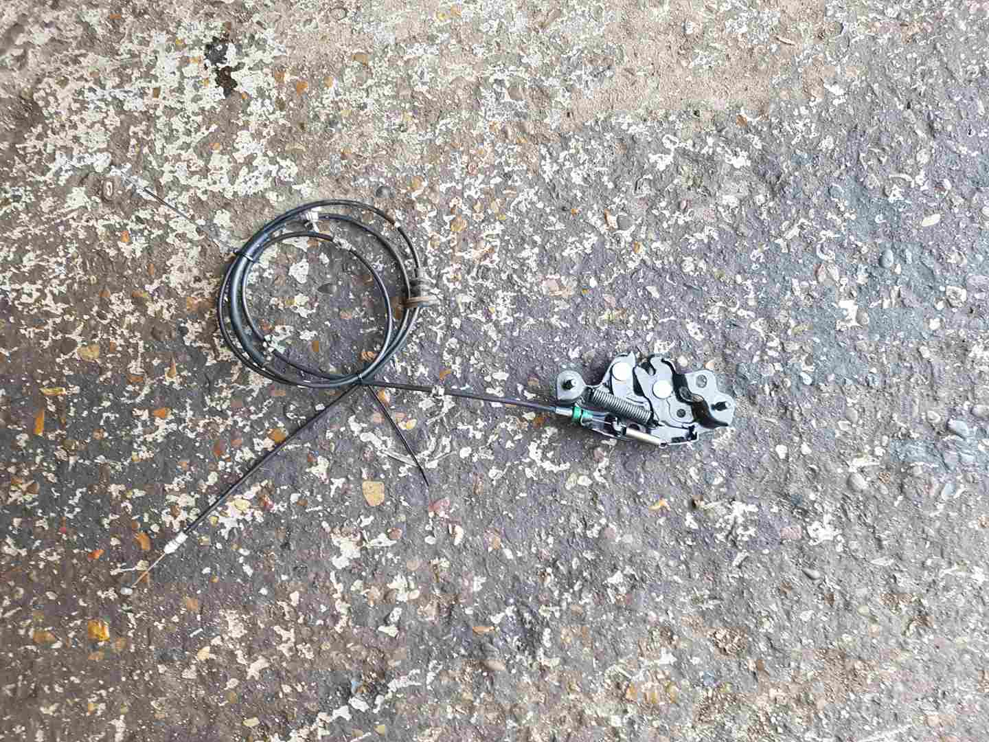 Renault Kadjar 2015-2021 Bonnet Latch Catch Mechanism + Wire