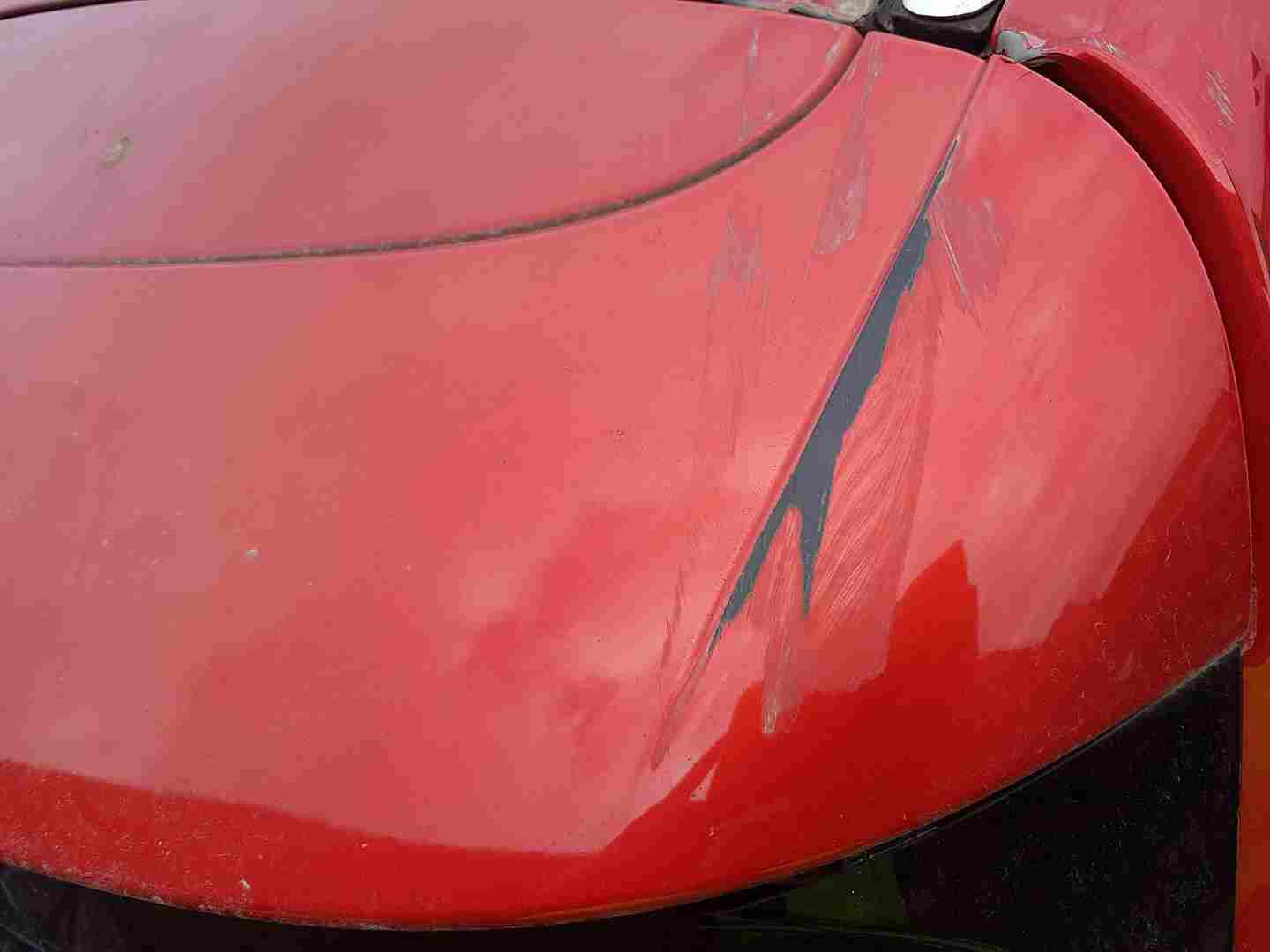 Thumb 4 Renault Kadjar 2015-2021 Boot Lid Tail Gate Tennp Red some damage on spoiler