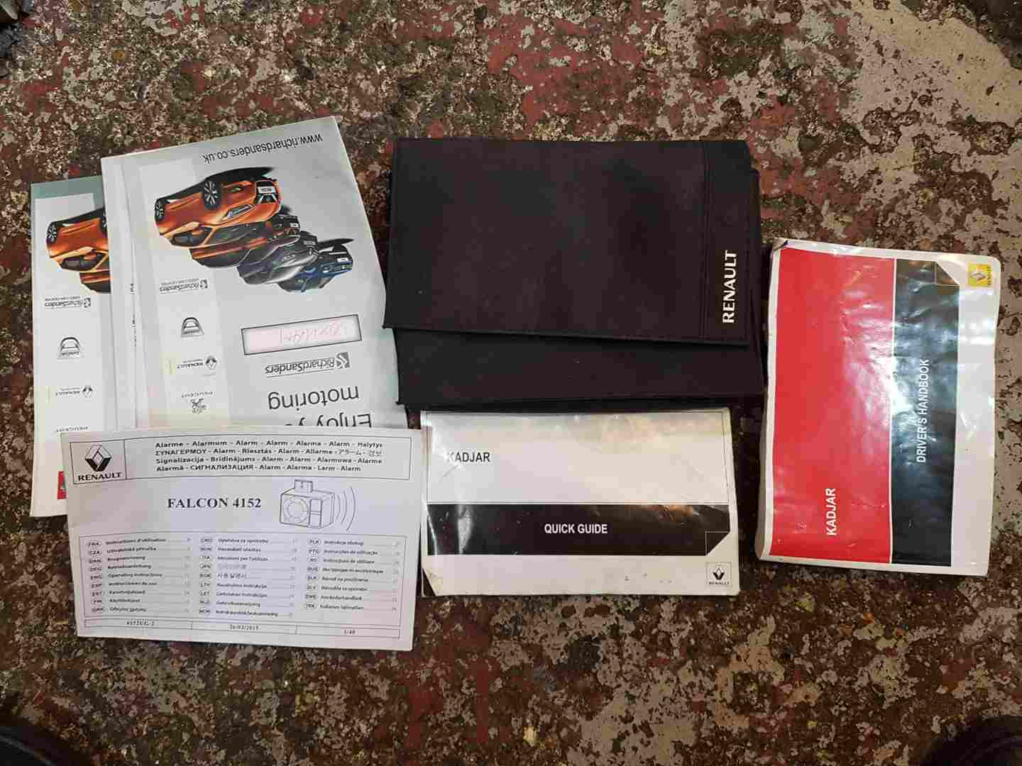 Renault Kadjar 2015-2021 Document Wallet Holder Guides