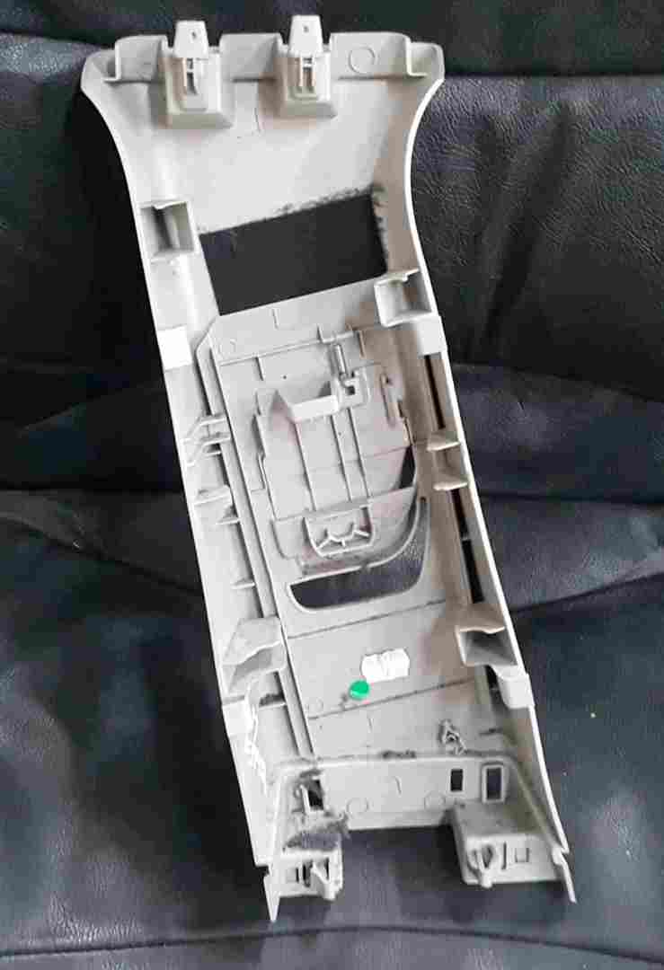 Thumb 2 Renault Kadjar 2015-2021 Drivers OS B Pillar Seat Belt Trim 156088071