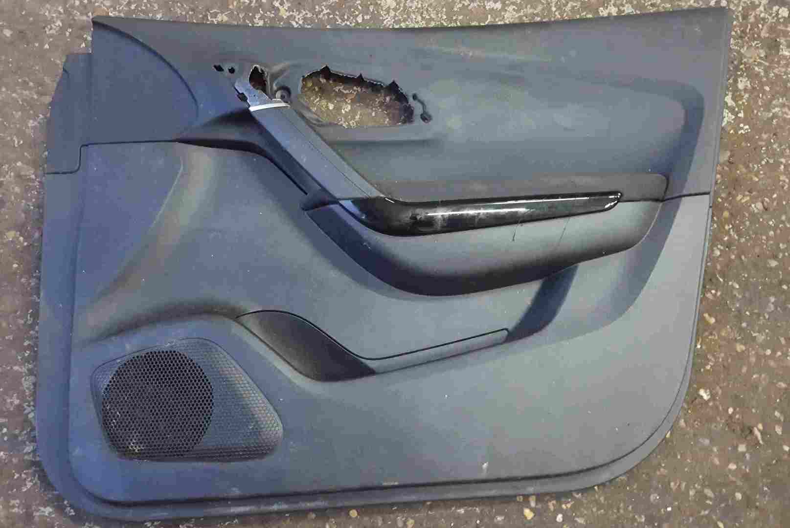 Renault Kadjar 2015-2021 Drivers OSF Front Door Card