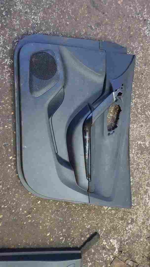 Thumb 2 Renault Kadjar 2015-2021 Drivers OSF Front Door Card