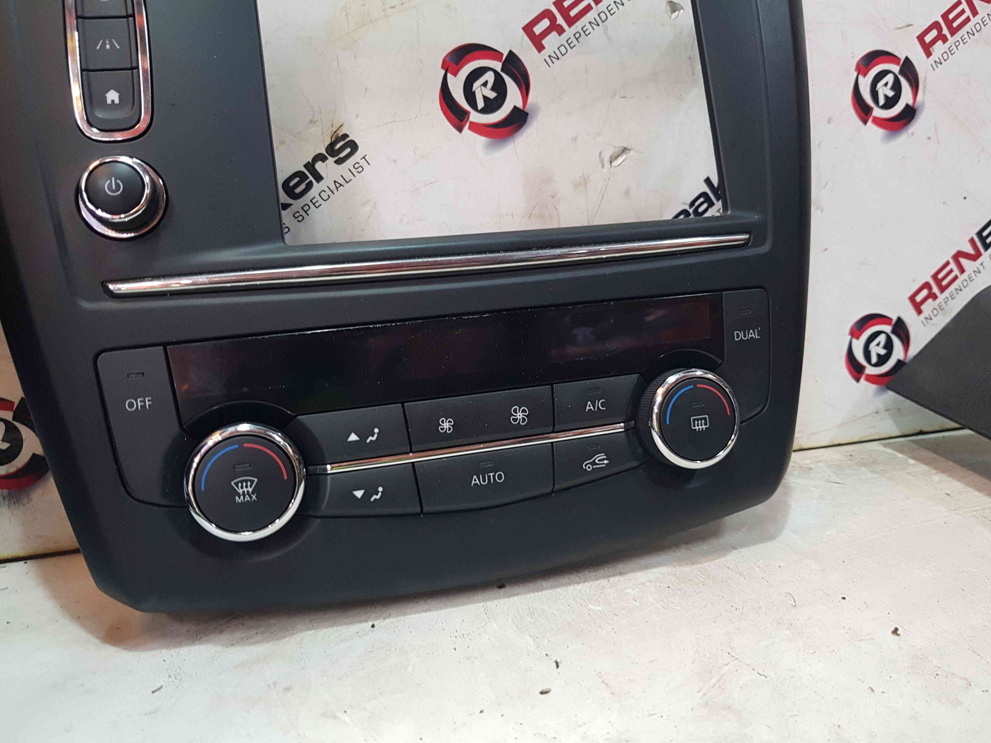 Thumb 4 Renault Kadjar 2015-2021 Heater Controls Climate Control Surround Lane Parking