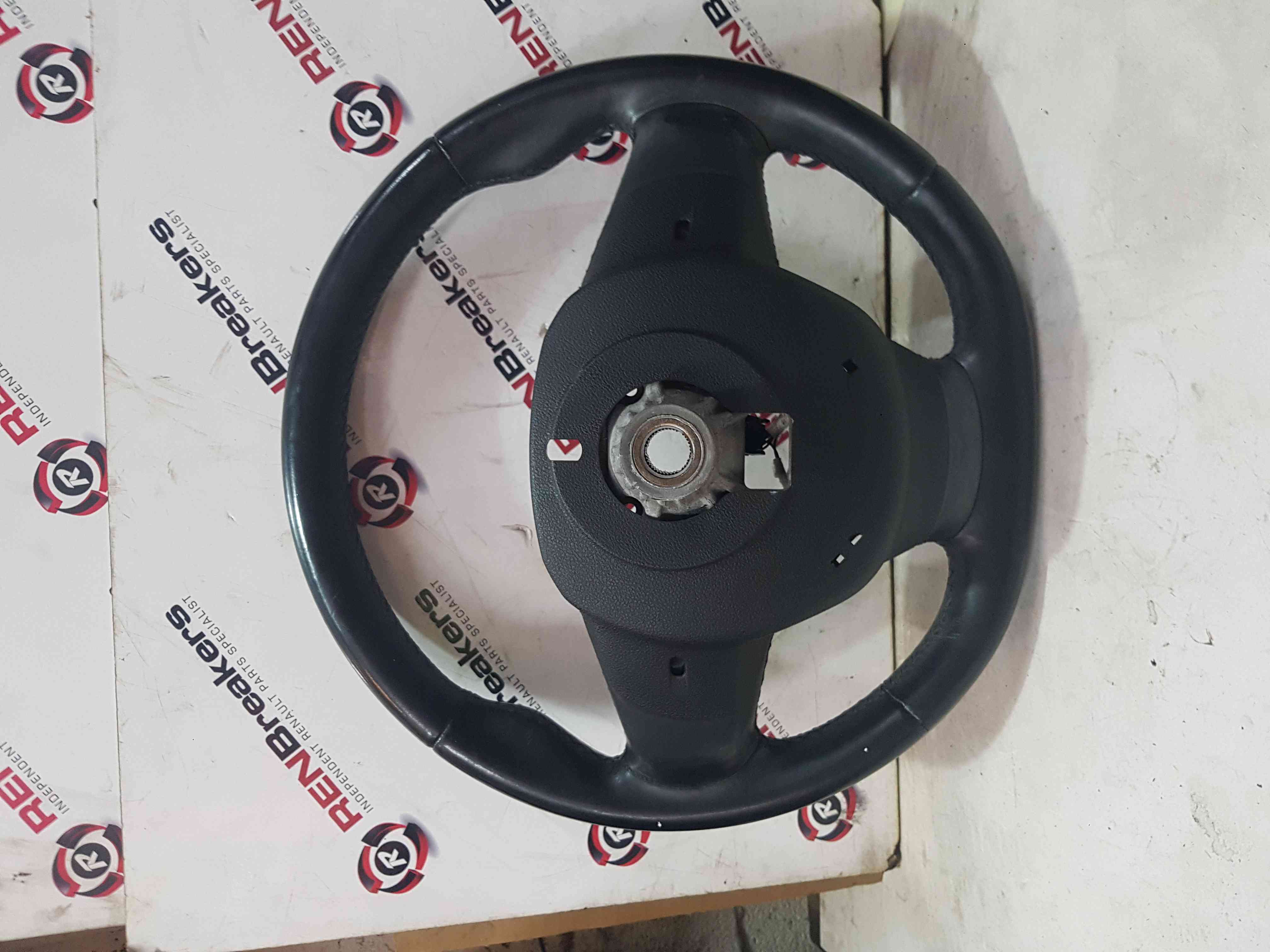 Thumb 11 Renault Kadjar 2015-2021 Multi Functional Leather Steering Wheel Bose 484003952R
