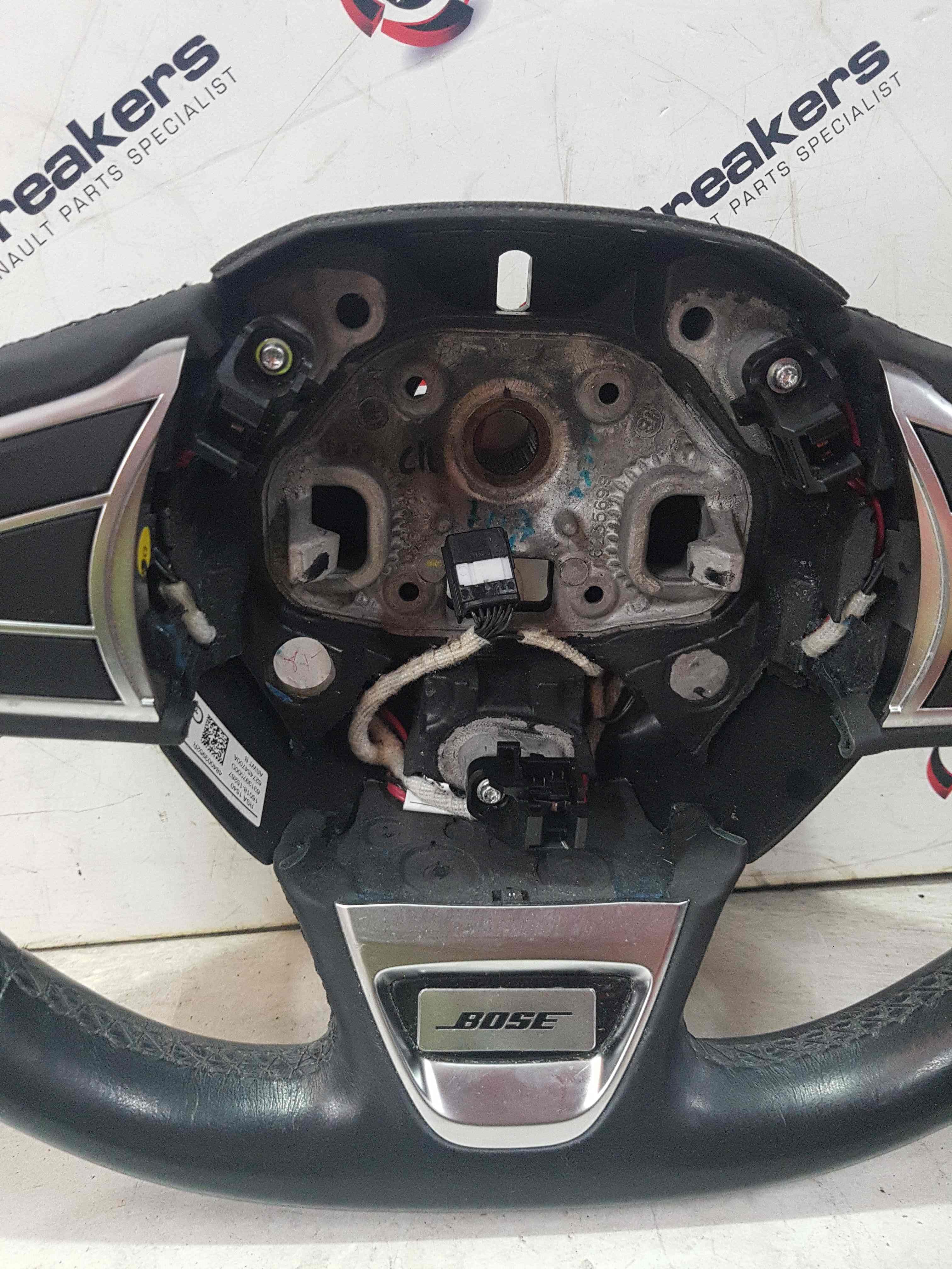 Thumb 5 Renault Kadjar 2015-2021 Multi Functional Leather Steering Wheel Bose 484003952R