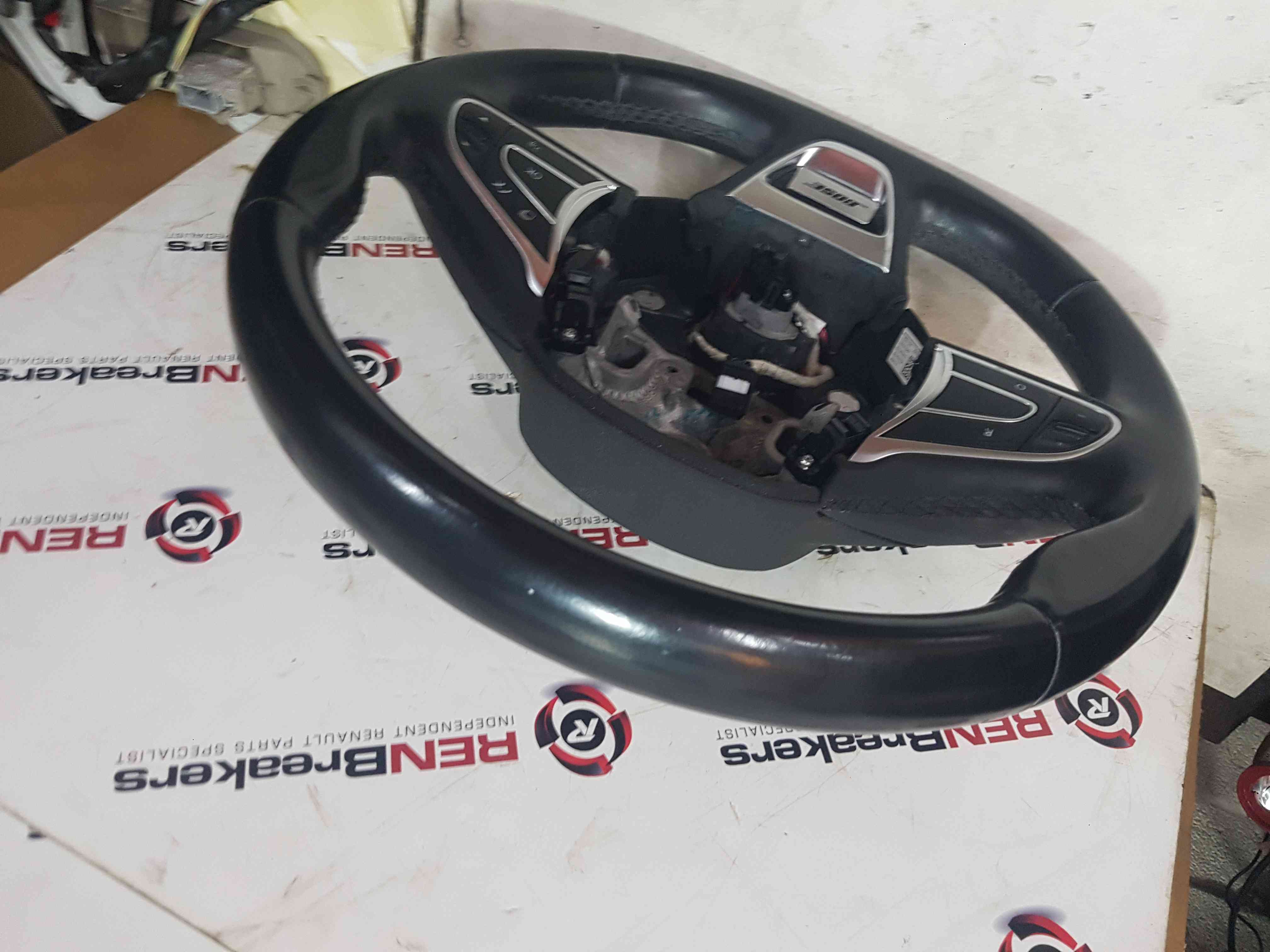 Thumb 10 Renault Kadjar 2015-2021 Multi Functional Leather Steering Wheel Bose 484003952R