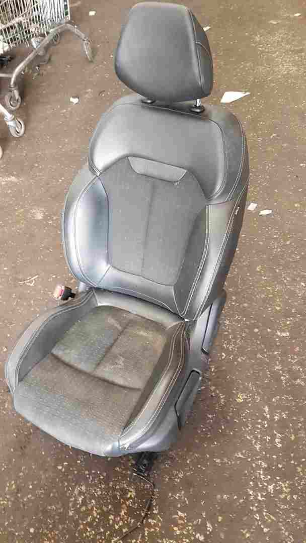 Thumb 2 Renault Kadjar 2015-2021 Passenger NSF Front Chair Seat half leather