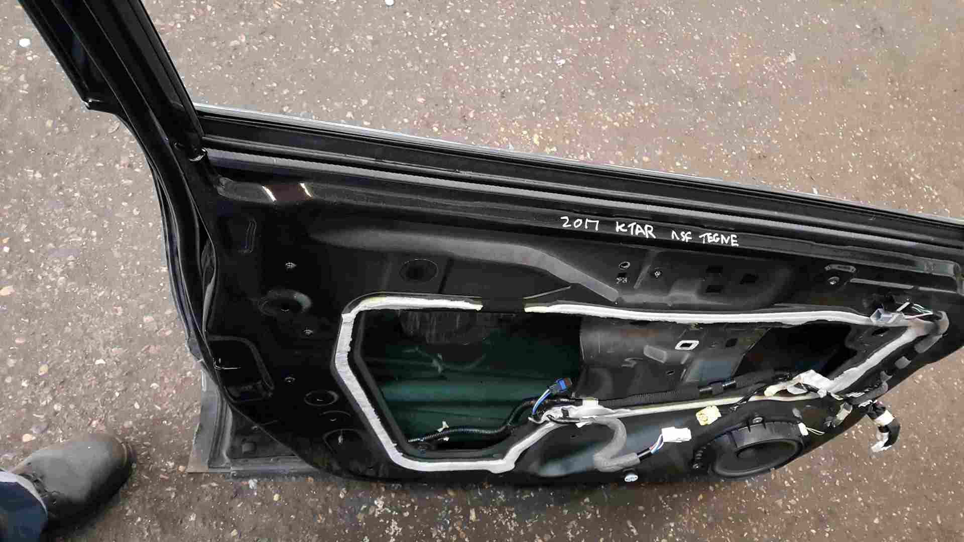Thumb 3 Renault Kadjar 2015-2021 Passenger NSF Front Door Black TEGNE