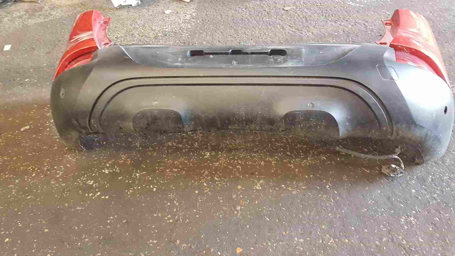 Thumb 6 Renault Kadjar 2015-2021 Rear Bumper RED Tennp + Reverse Sensor