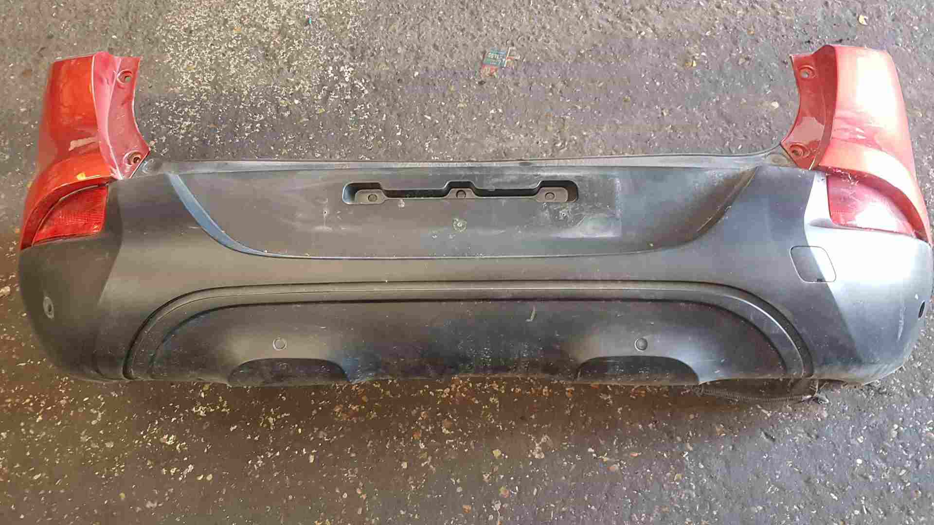 Thumb 10 Renault Kadjar 2015-2021 Rear Bumper RED Tennp + Reverse Sensor