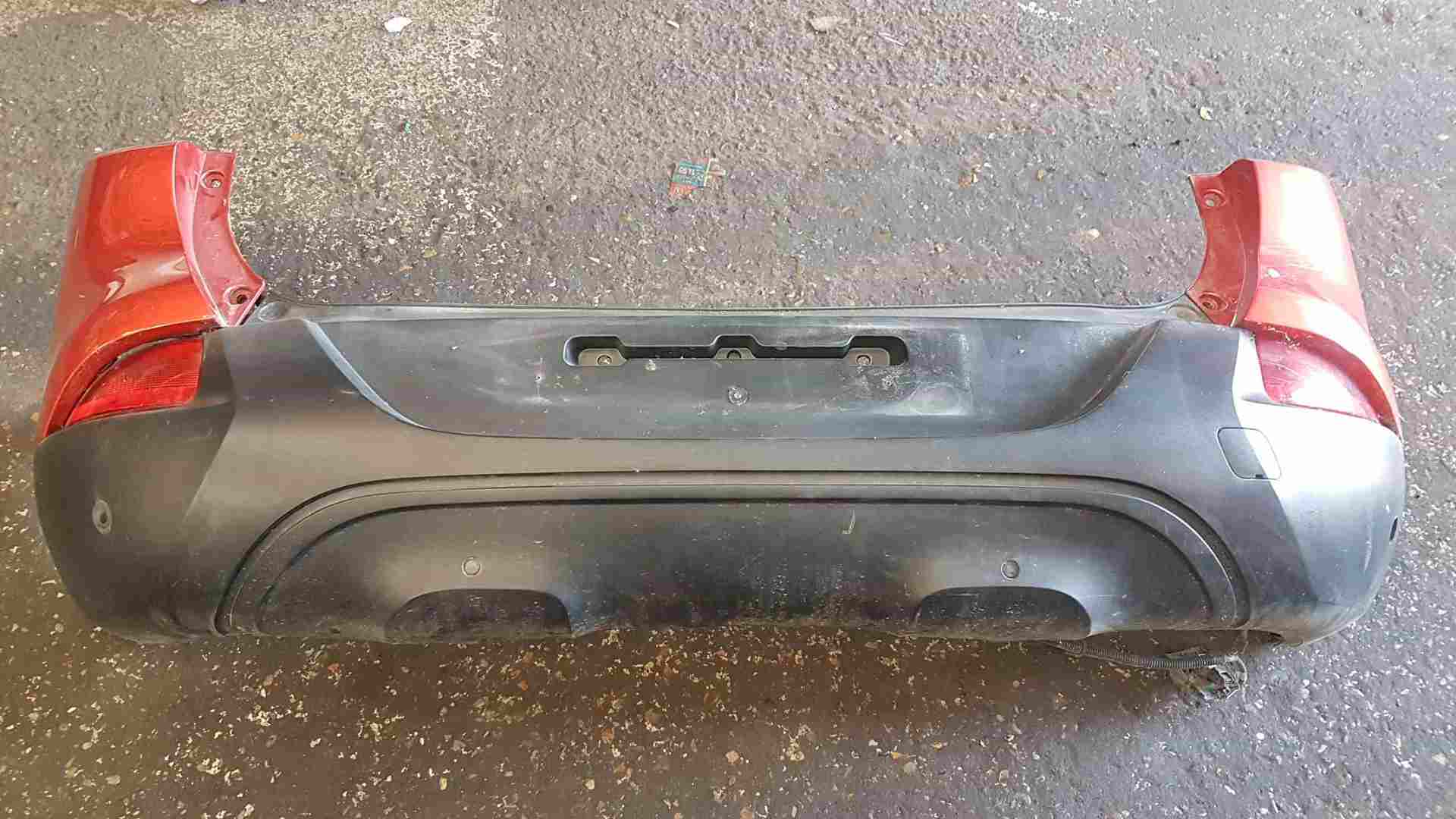 Renault Kadjar 2015-2021 Rear Bumper RED Tennp + Reverse Sensor
