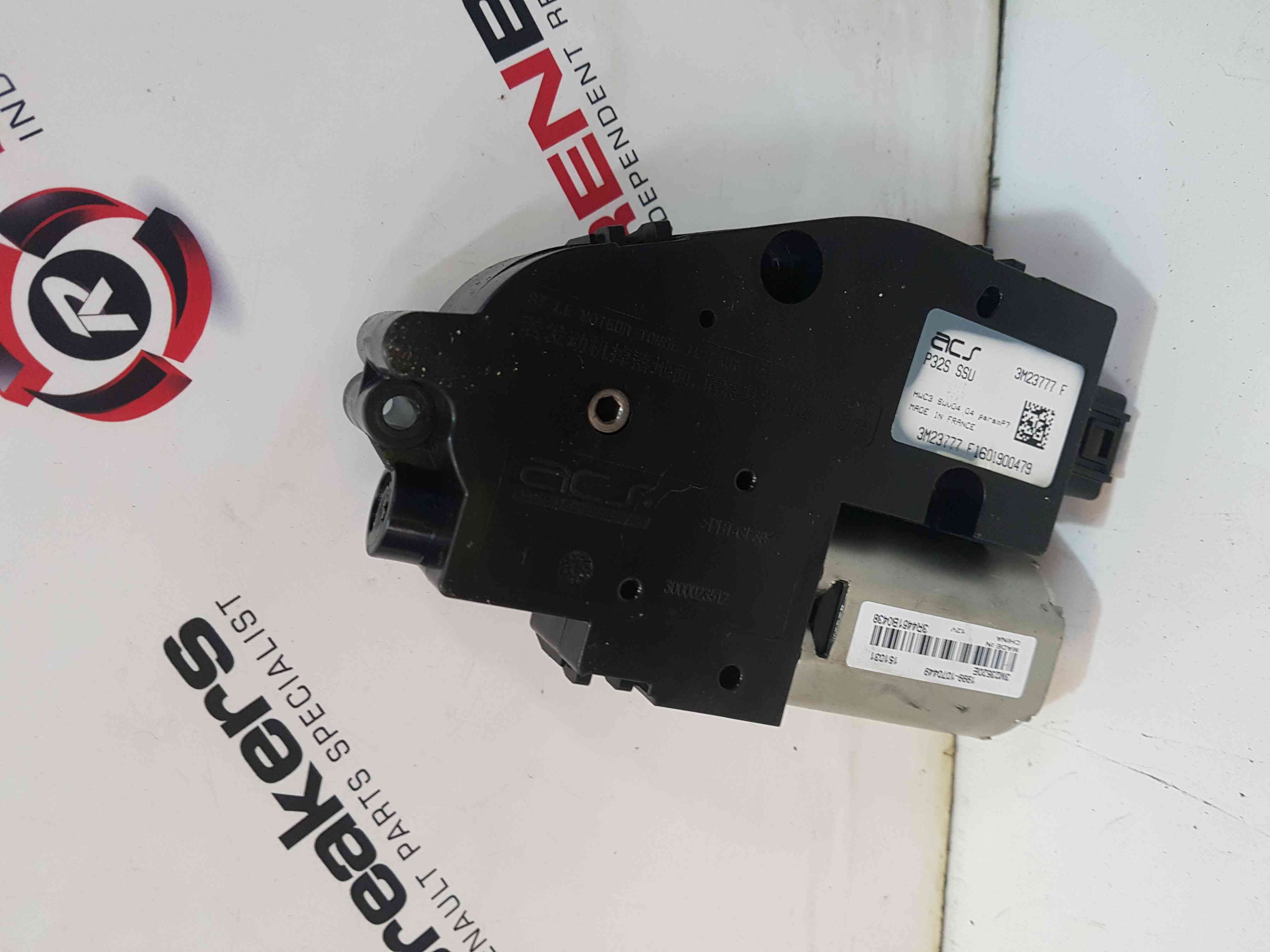 Thumb 4 Renault Kadjar 2015-2021 Sunroof Motor 3M23520e