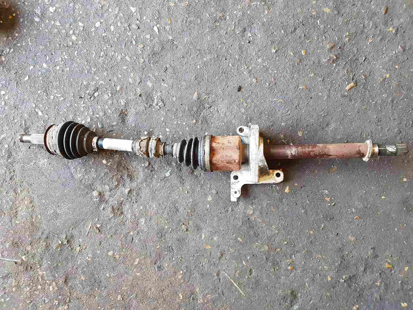 Renault Kadjar MK1 2015-2018 1.2 TCE Driver OSF Front Driveshaft