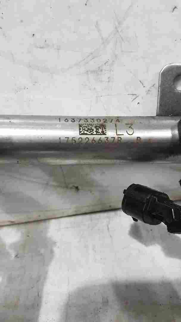 Thumb 4 Renault Kadjar MK1 2015-2018 1.2 TCE Fuel Injectors X4 + Rail 175226637R H5F408