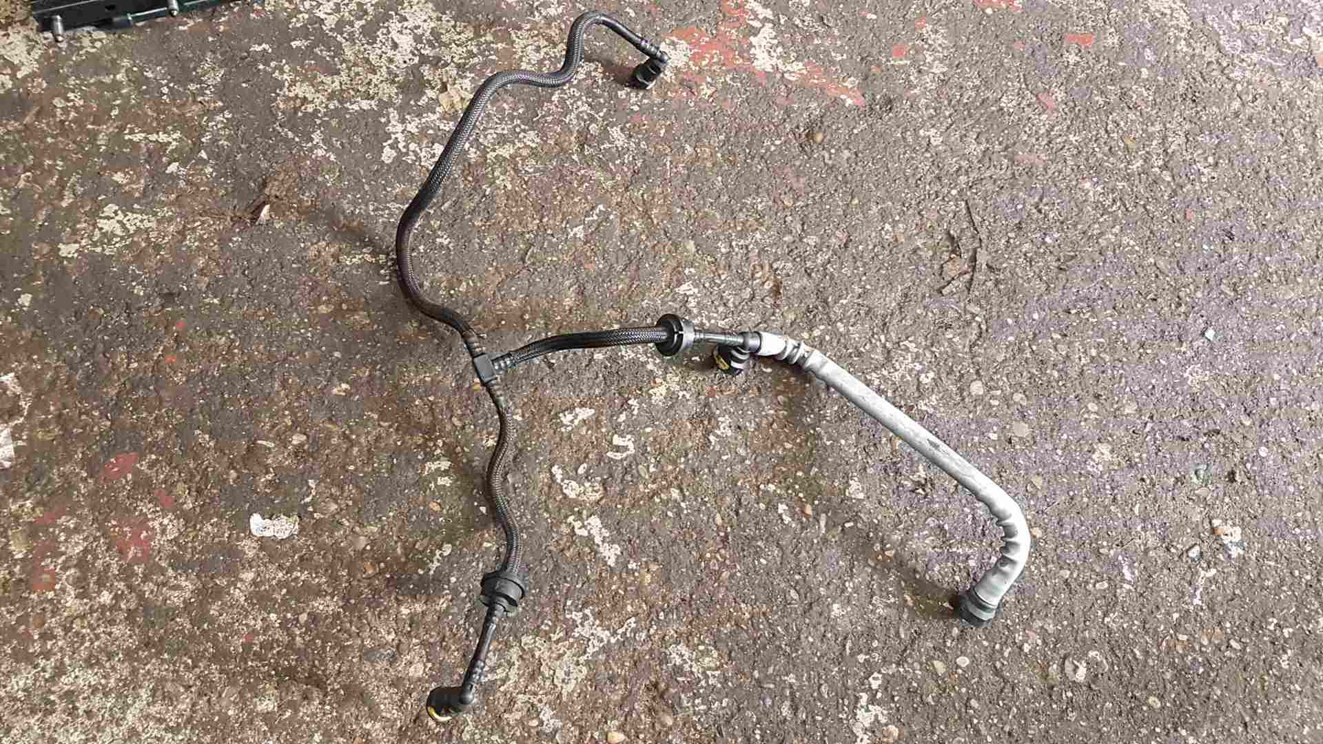 Thumb 3 Renault Kadjar MK1 2015-2018 1.2 TCE Fuel Line Pipe 118269037R
