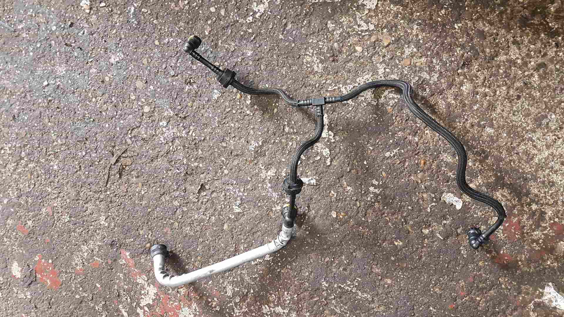 Thumb 4 Renault Kadjar MK1 2015-2018 1.2 TCE Fuel Line Pipe 118269037R