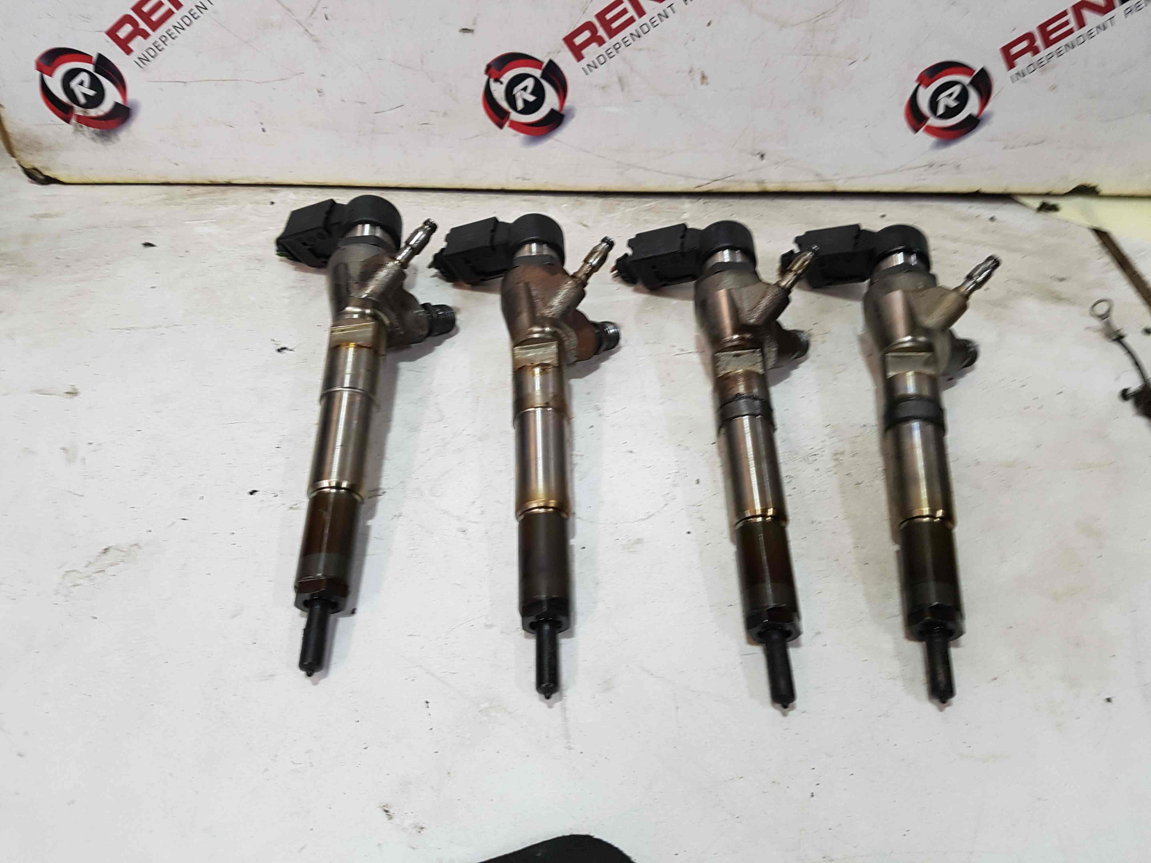 Thumb 2 Renault Kadjar MK1 2015-2018 1.5 DCI Diesel Fuel Injectors SET X4 166006212R