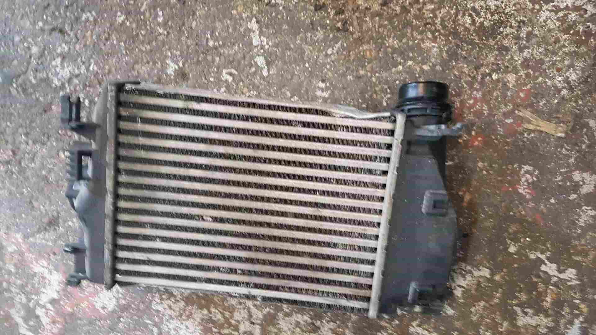 Thumb 2 Renault Kadjar MK1 2015-2018 1.5 DCI Turbo Intercooler K9K646 damaged 144614EA0A