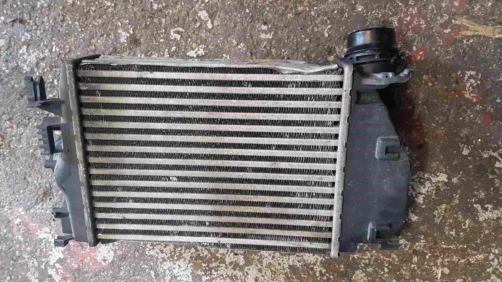 Thumb 3 Renault Kadjar MK1 2015-2018 1.5 DCI Turbo Intercooler K9K646 damaged 144614EA0A