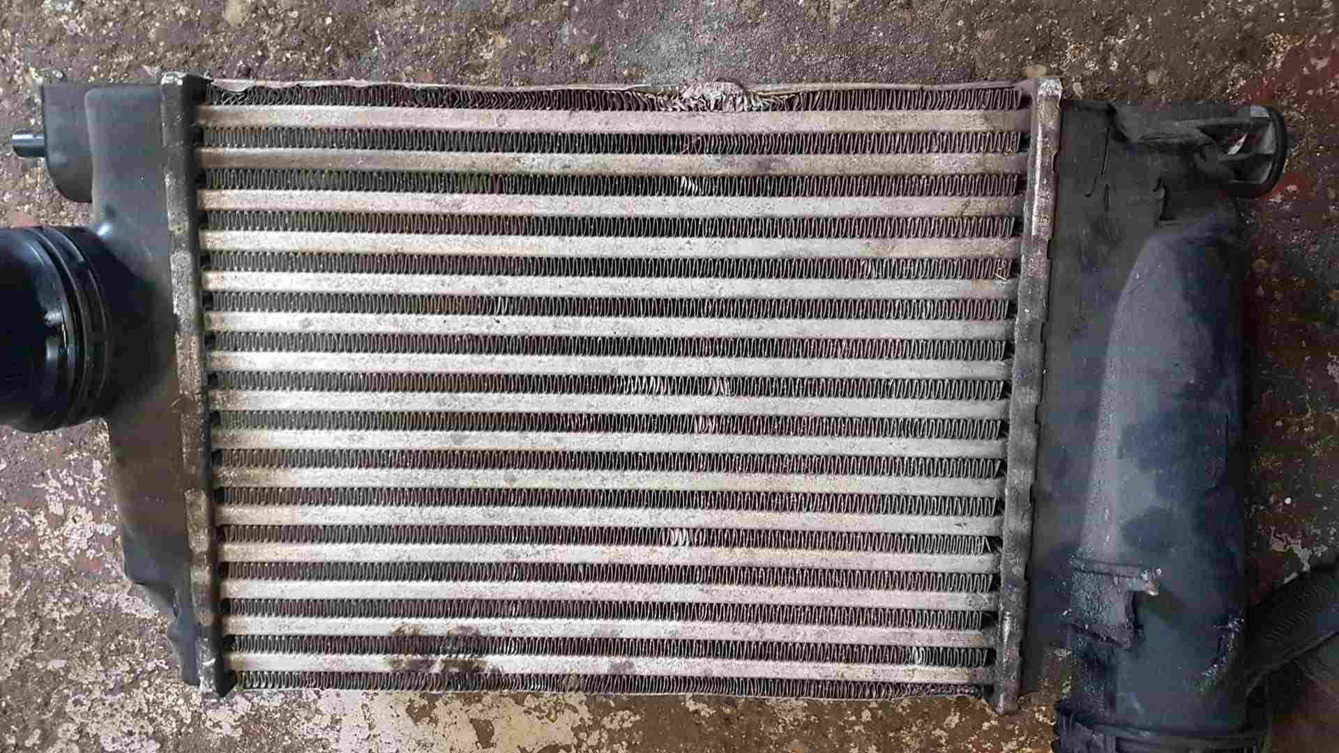 Thumb 6 Renault Kadjar MK1 2015-2018 1.5 DCI Turbo Intercooler K9K646 damaged 144614EA0A
