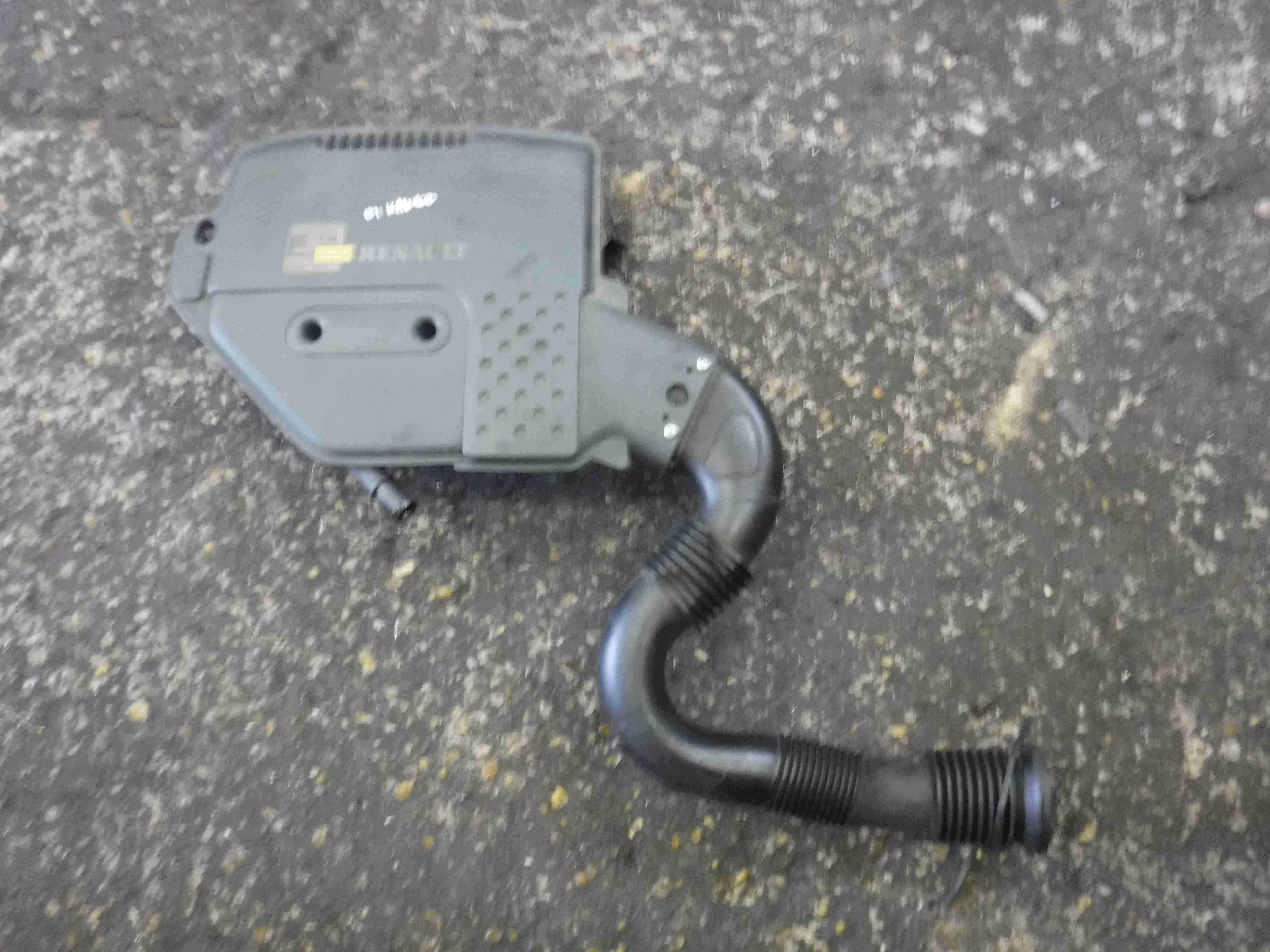 Renault Kangoo 1993-2003 1.9 D Airbox Filter Housing F8Q 632