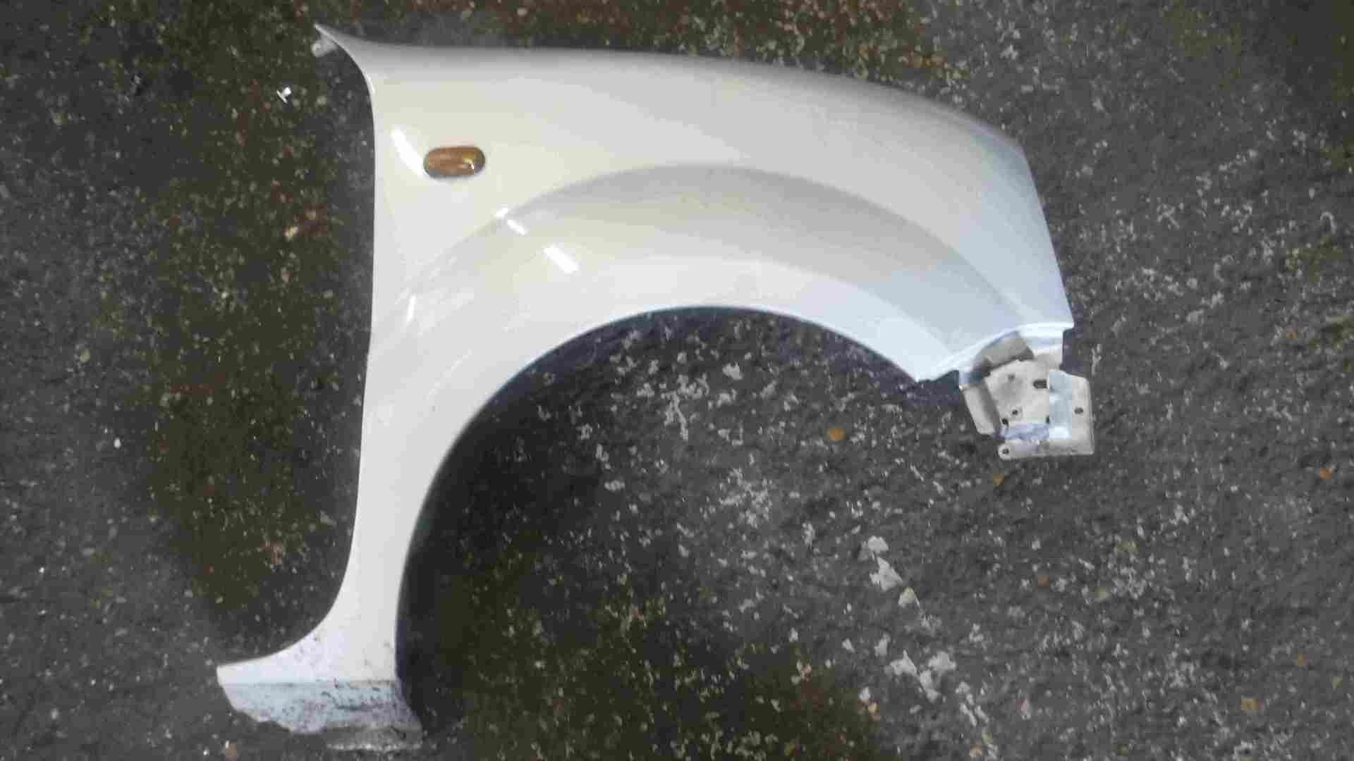 Renault Kangoo 1993-2003 Drivers OS Wing Silver 632