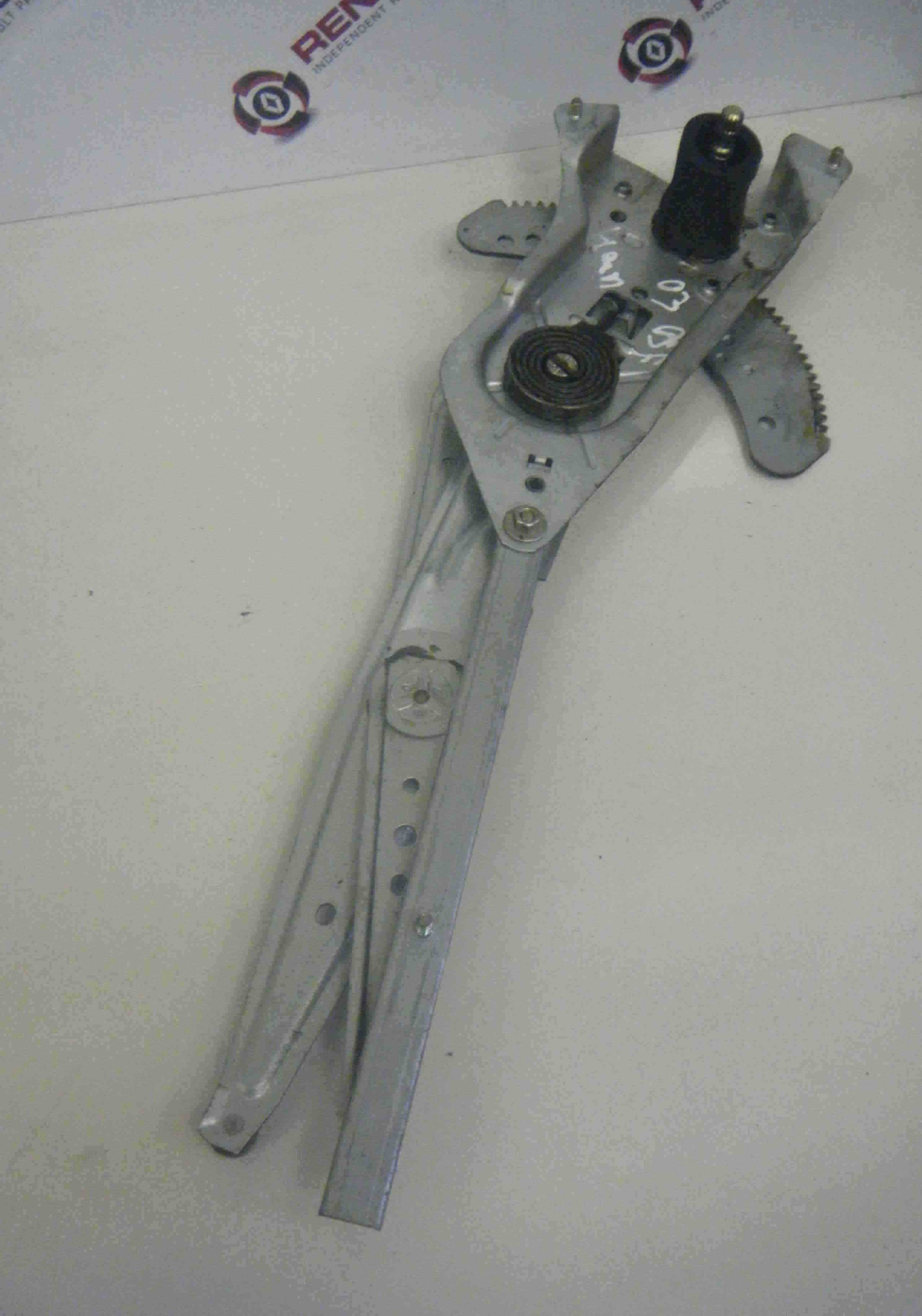 Renault Kangoo 1993-2003 Drivers OSF Front Window Regulator Mechanism