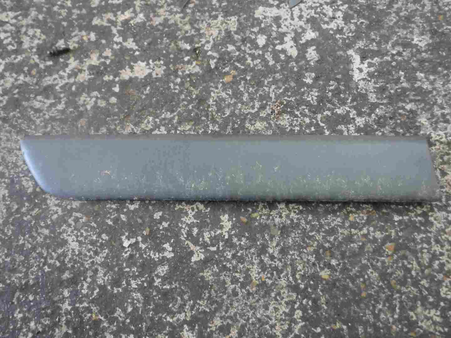 Renault Kangoo 1993-2003 Drivers OSR Rear Arch Door Moulding Trim 8200077557