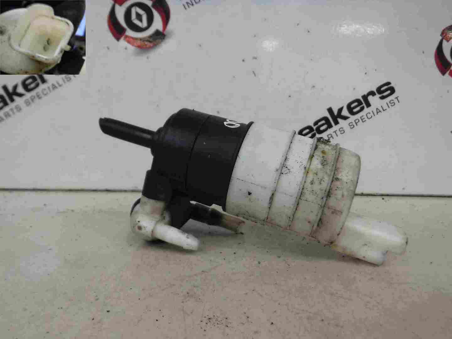 Renault Kangoo 1993-2003 Windscreen Washer Bottle Pump 8200213041 8200213042