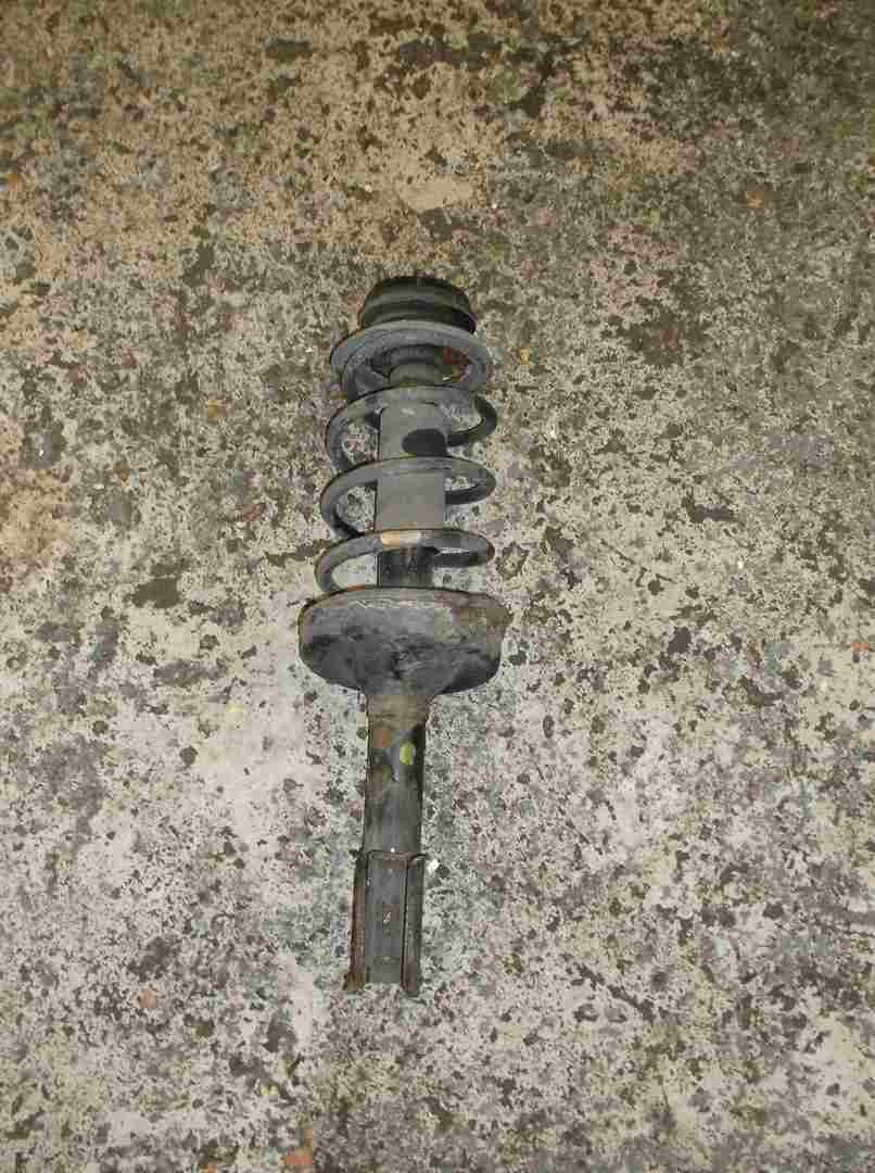 Renault Kangoo 1993-2007 1.5 dCi Passenger Drivers Shock Absorber Spring Strut