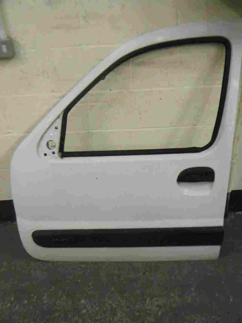 Renault Kangoo 1993-2007 Passenger NSF Front Door White D389