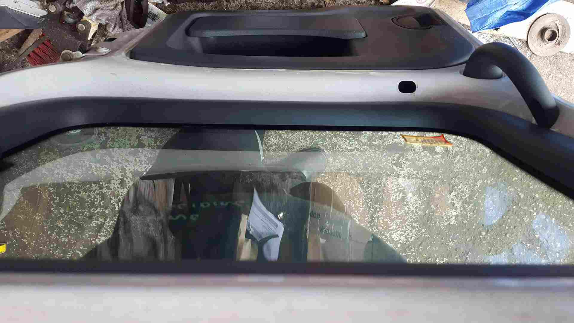 Thumb 2 Renault Kangoo 1997-2003 Drivers Os Sliding Door White D389
