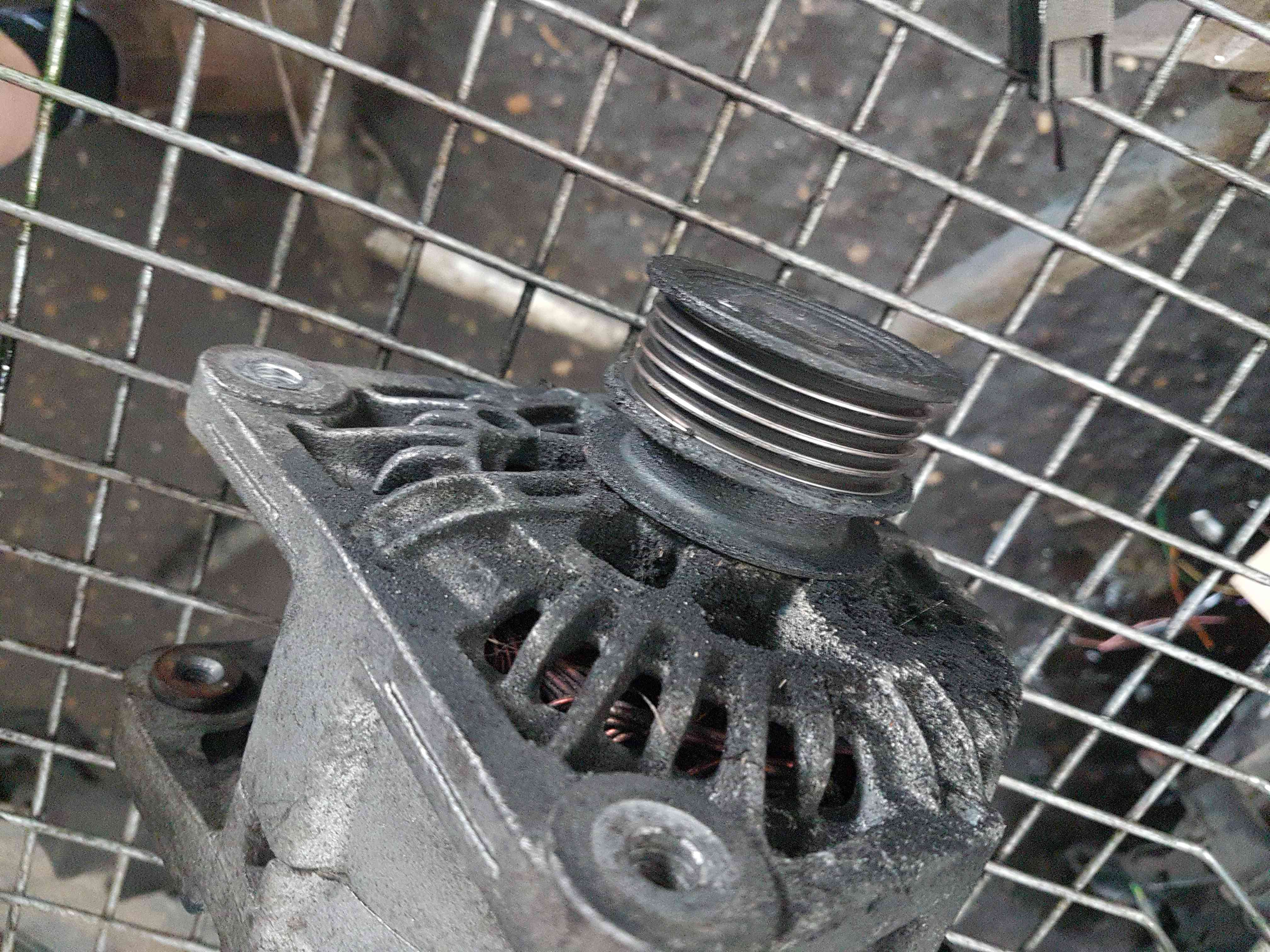 Thumb 5 Renault Kangoo 2003-2007 1.5 DCI Alternator K9K 702