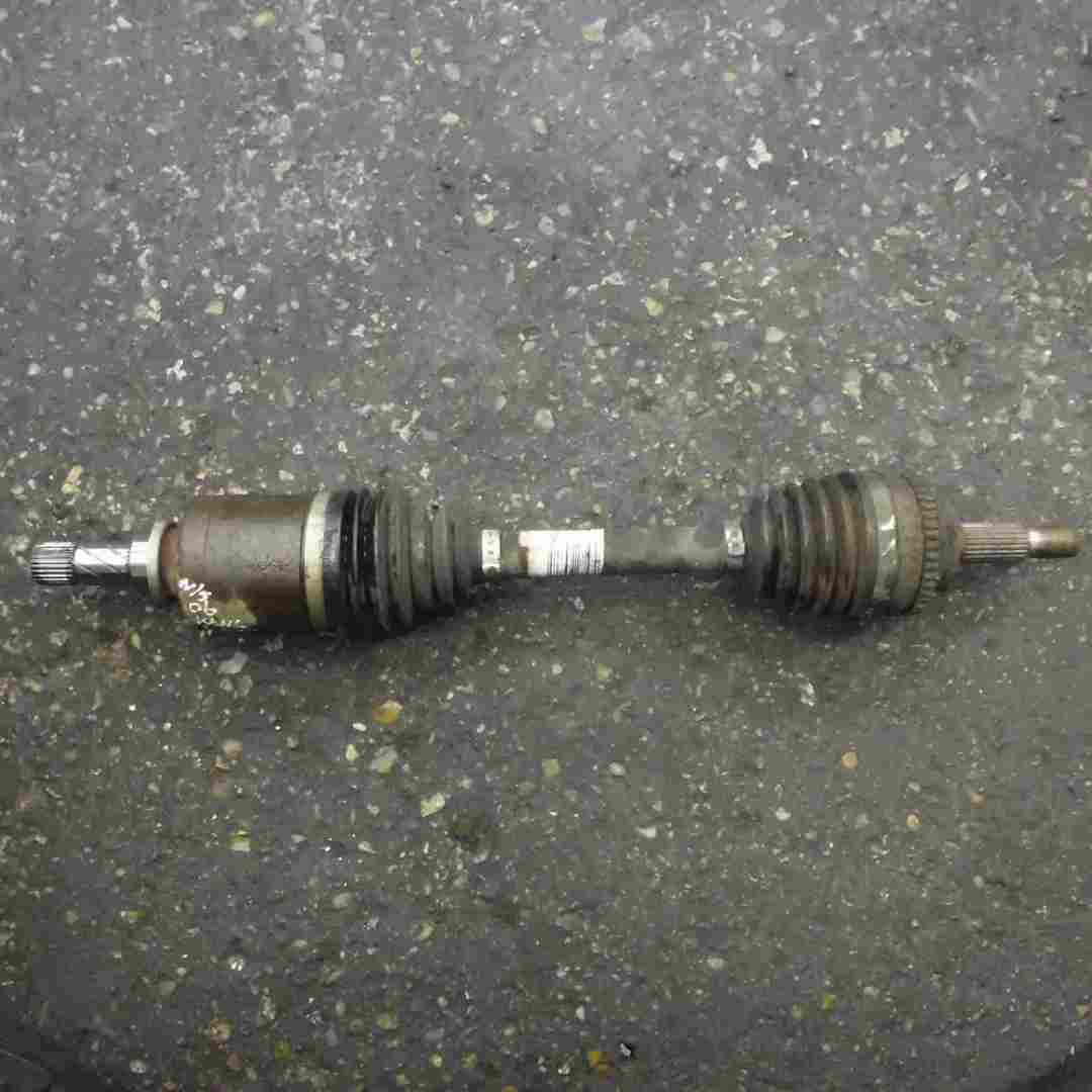 Renault Kangoo 2003-2007 1.5 dCi Passenger NSF Front Driveshaft 8200535799