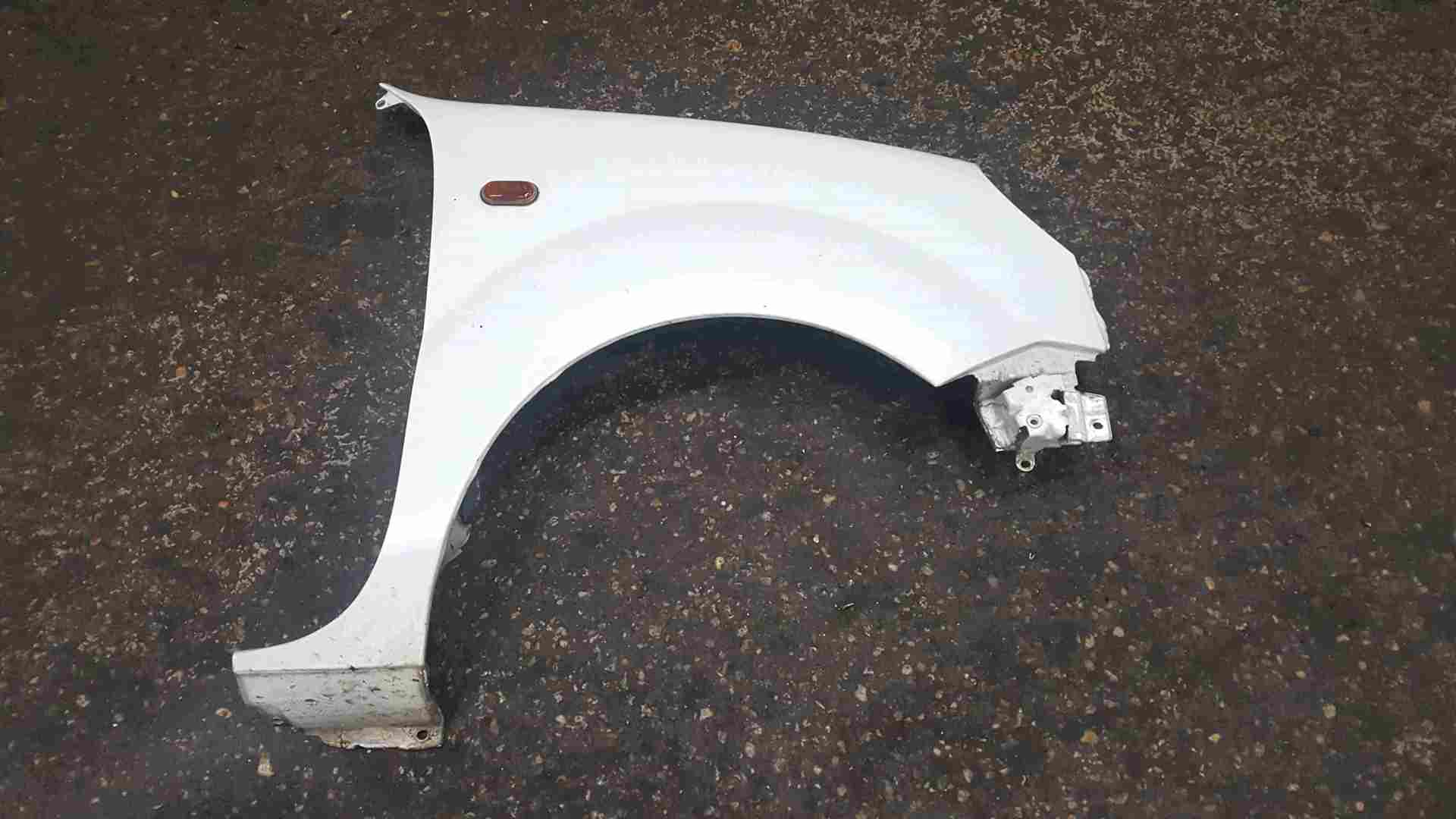 Renault Kangoo 2003-2007 Drivers OS Wing White OV389
